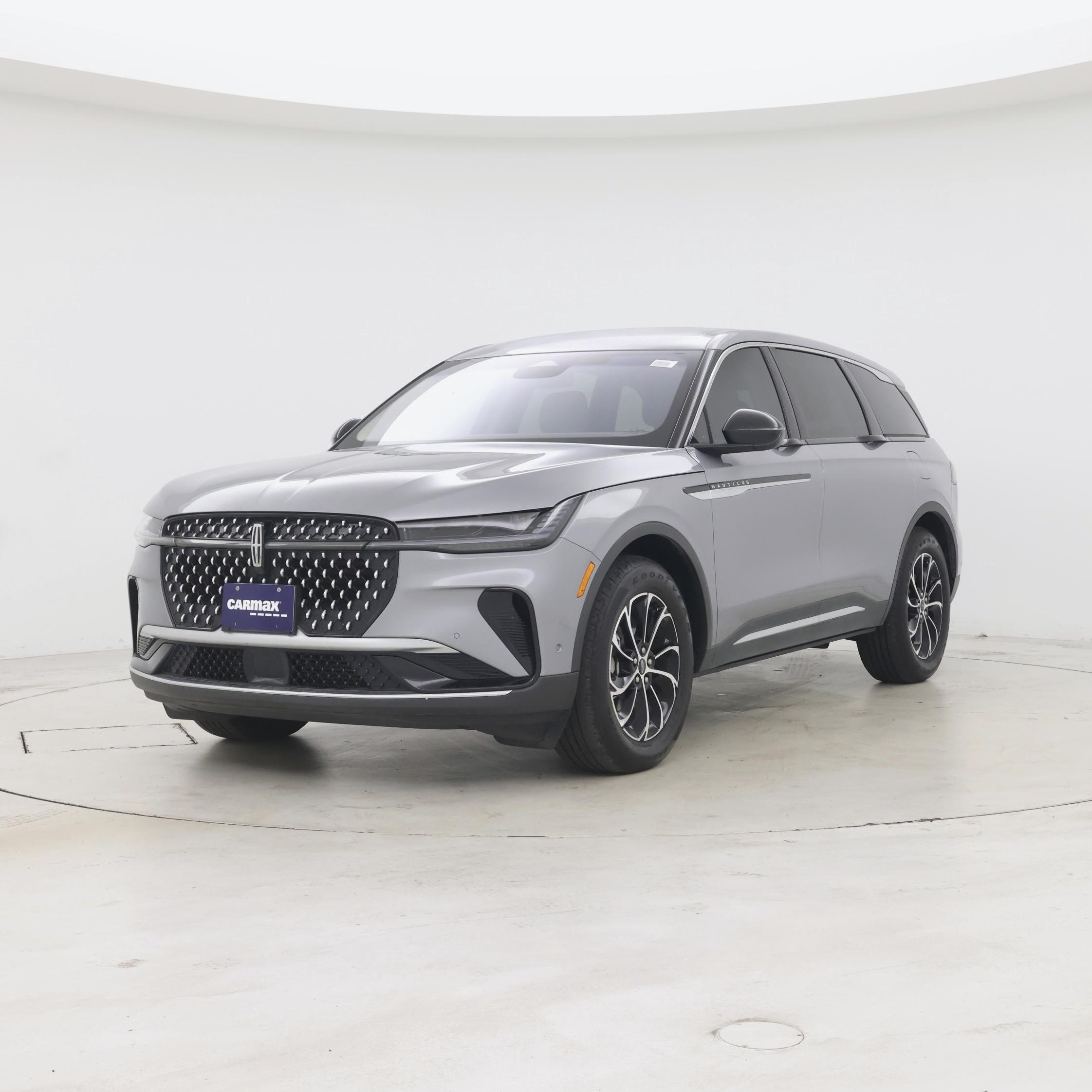 Thumbnail: 2024 Lincoln Nautilus - 4