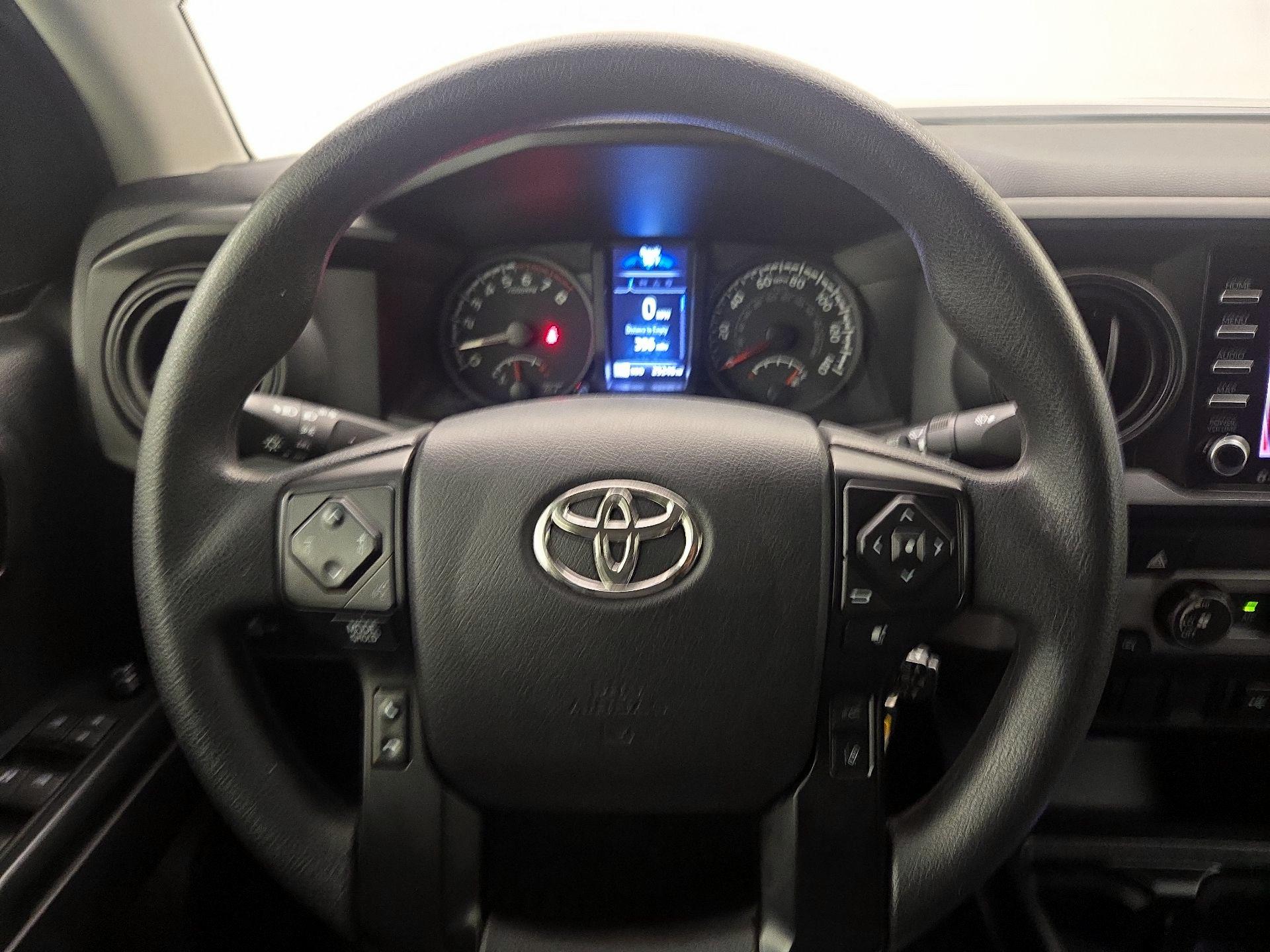 Thumbnail: 2022 Toyota Tacoma - 10