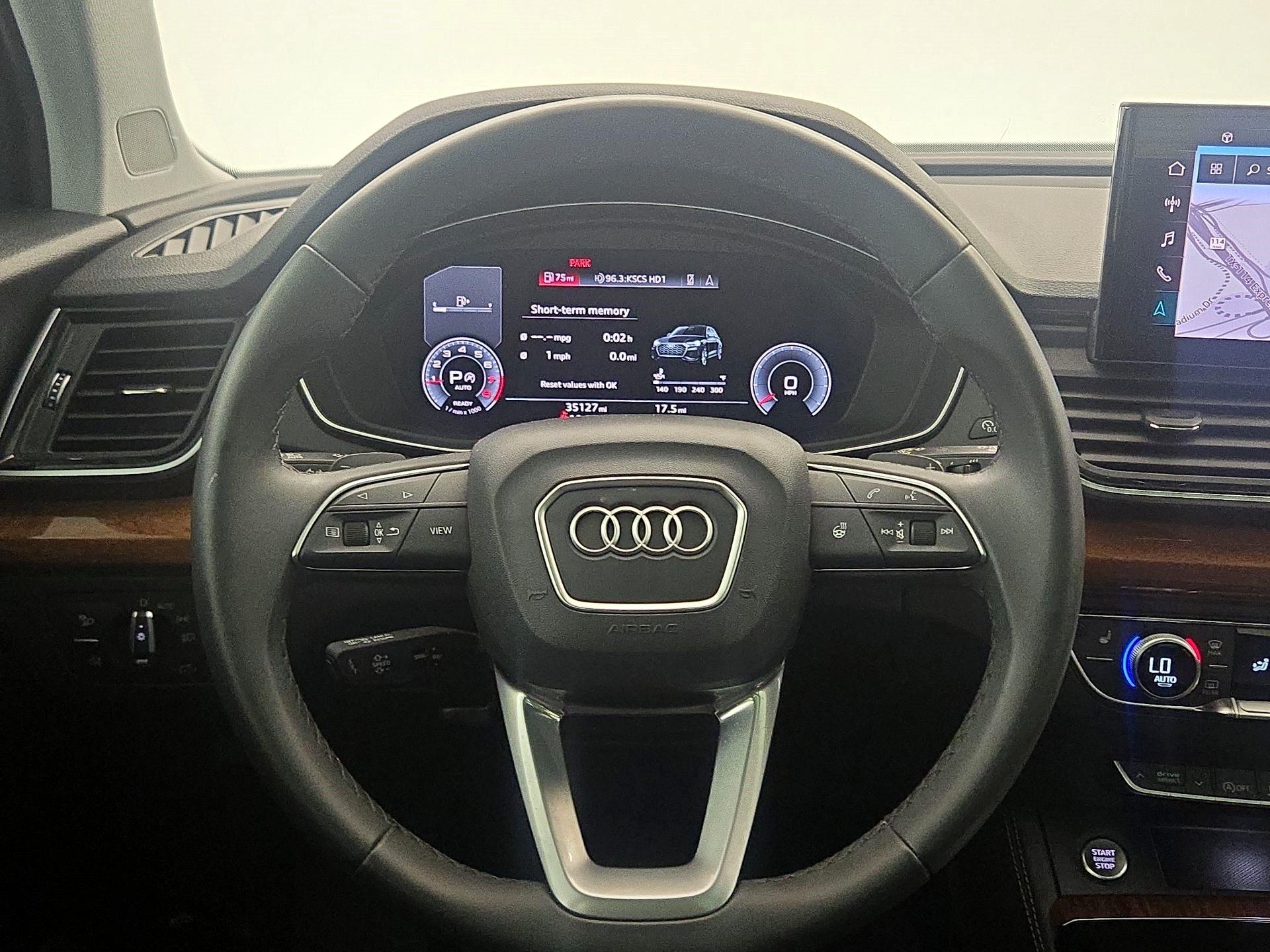 Thumbnail: 2023 Audi Q5 - 10
