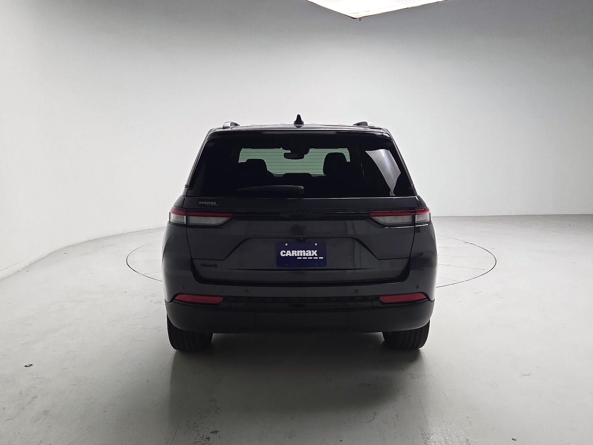 Thumbnail: 2023 Jeep Grand Cherokee - 6