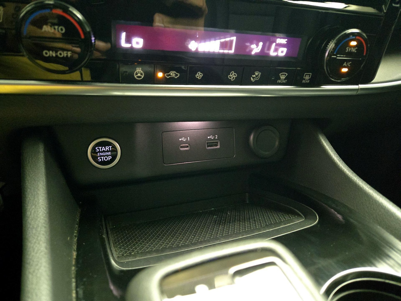 2022 Nissan Rogue SV - Photo 17