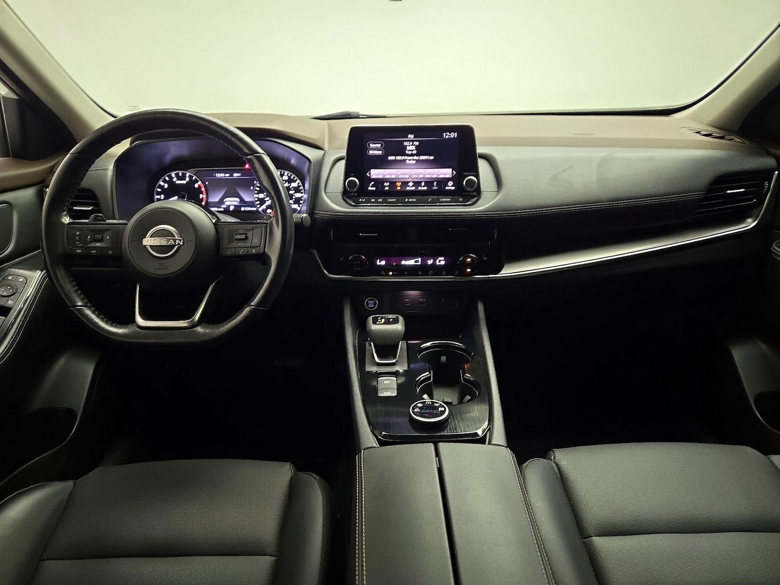 2022 Nissan Rogue SV - Photo 8