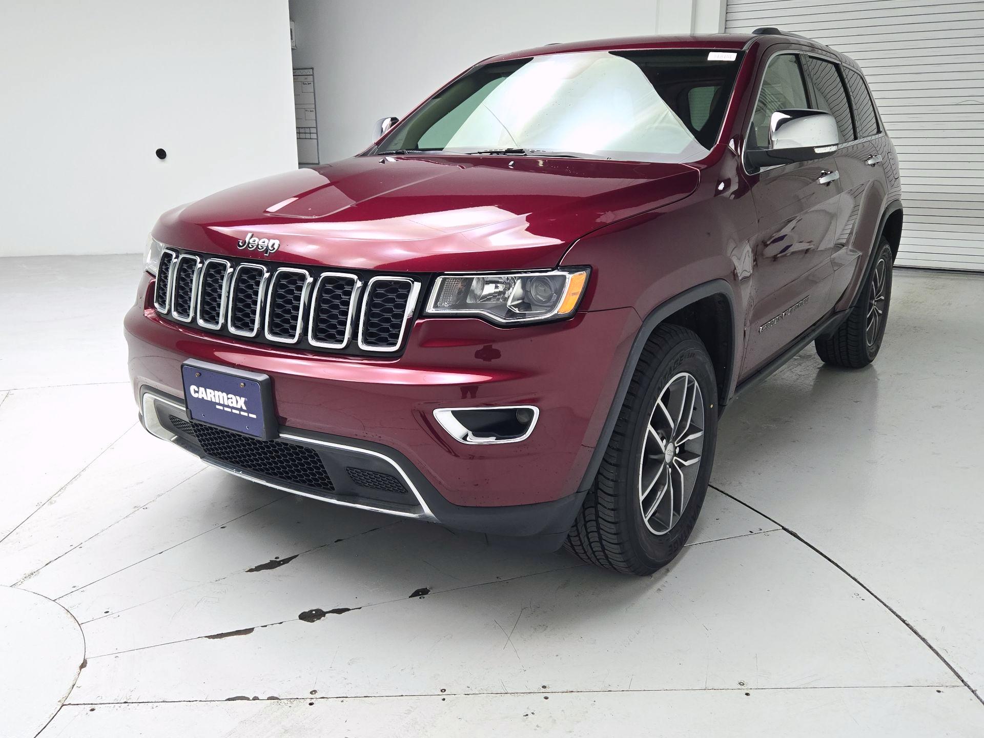 Thumbnail: 2018 Jeep Grand Cherokee - 3