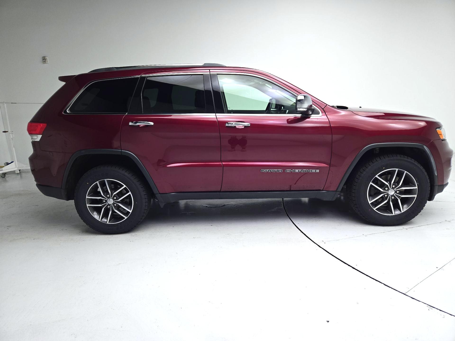 Thumbnail: 2018 Jeep Grand Cherokee - 4