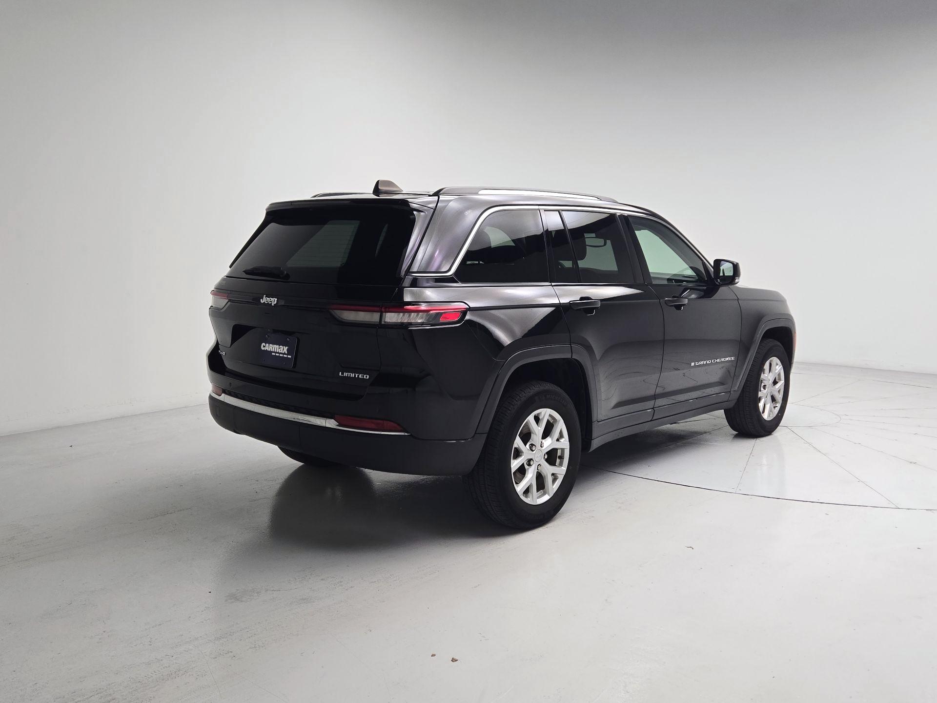 Thumbnail: 2023 Jeep Grand Cherokee - 5