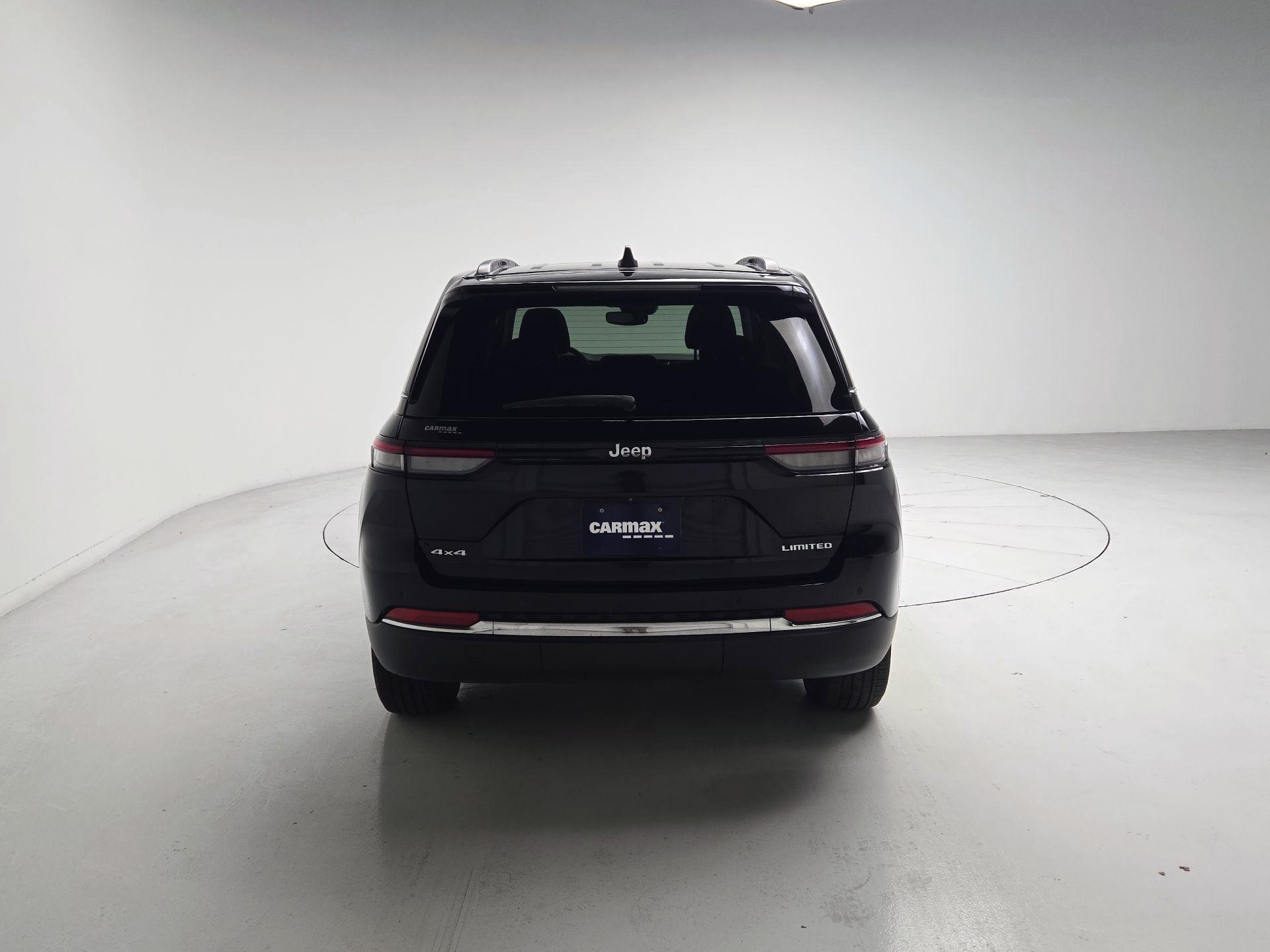 Thumbnail: 2023 Jeep Grand Cherokee - 6