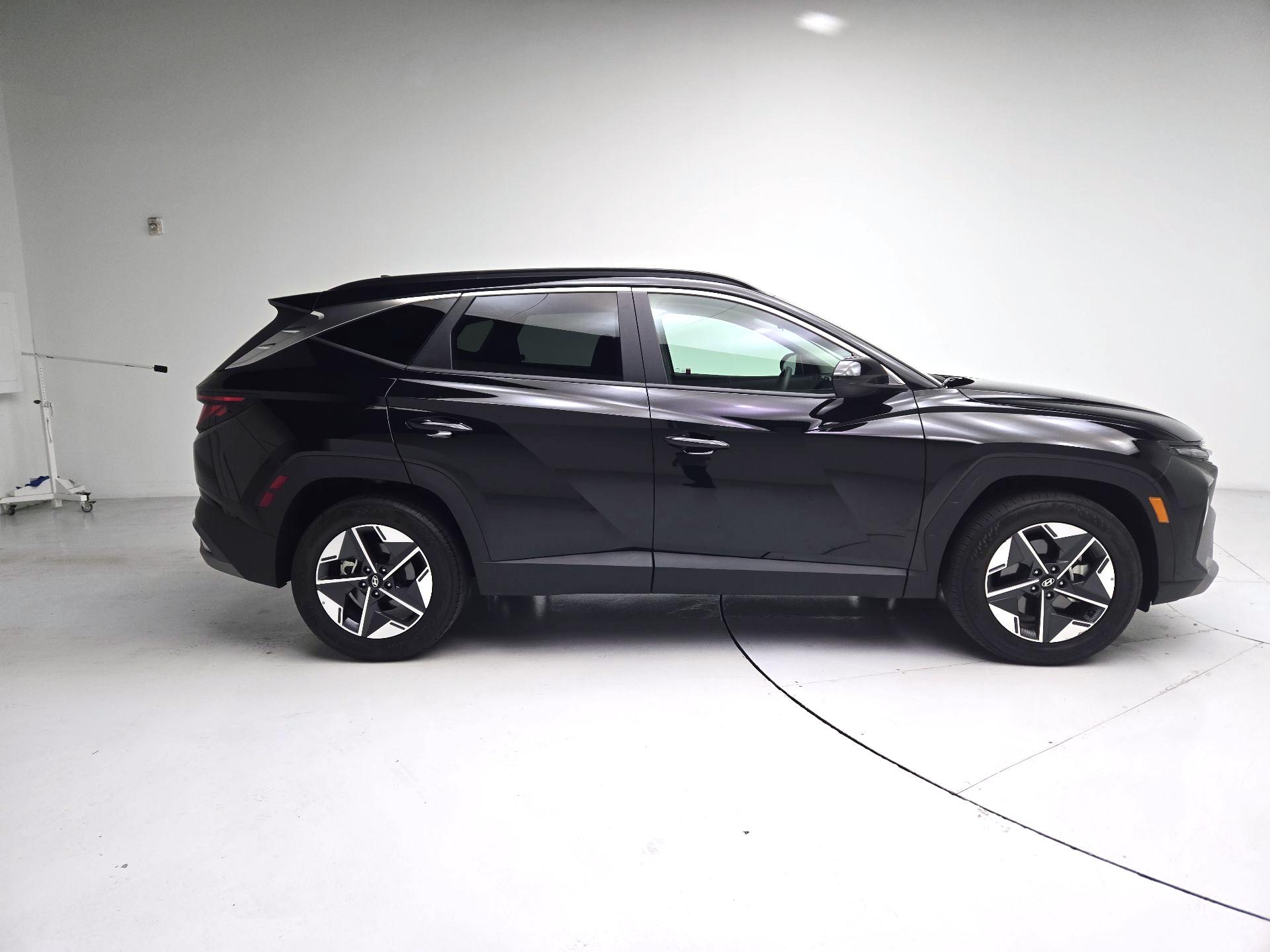 Thumbnail: 2026 Hyundai Tucson - 4
