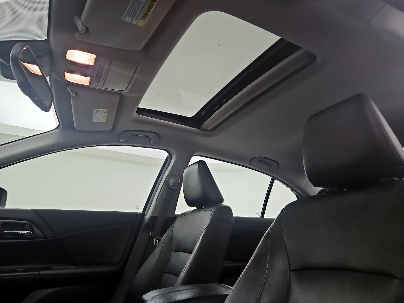 Sunroof(s) & Overhead Airbags