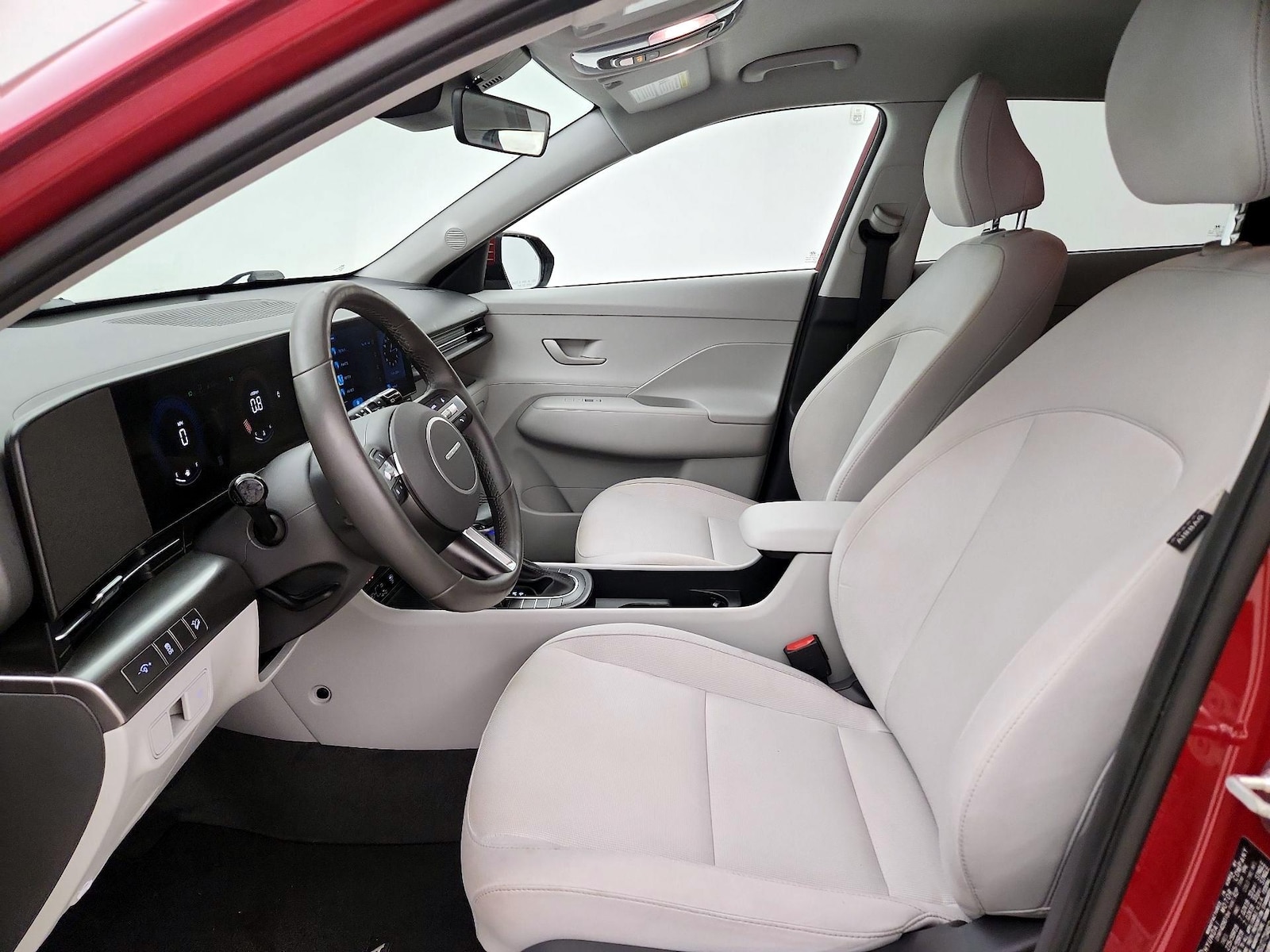 2025 Hyundai Kona SEL - Photo 12