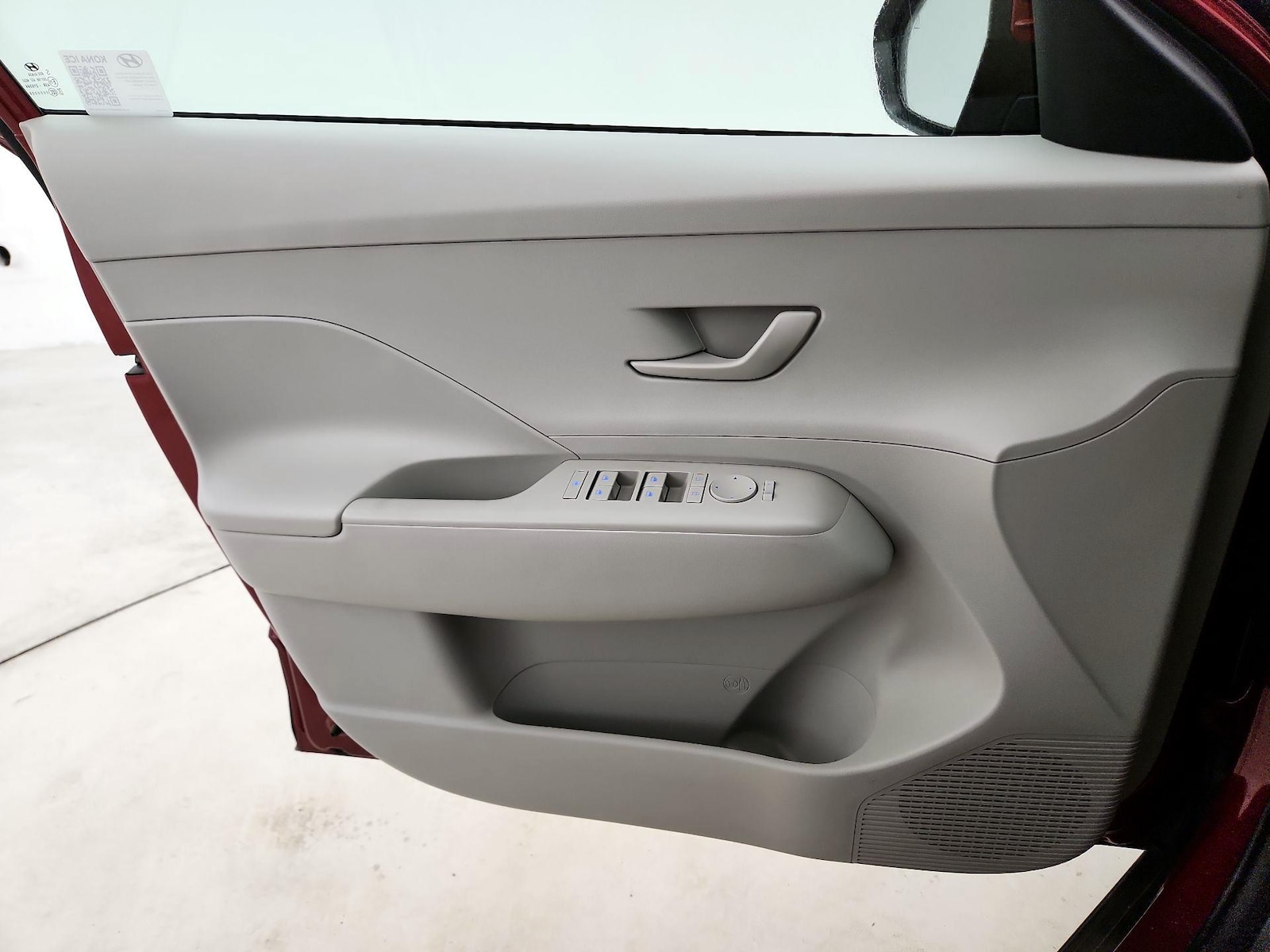 2025 Hyundai Kona SEL - Photo 13