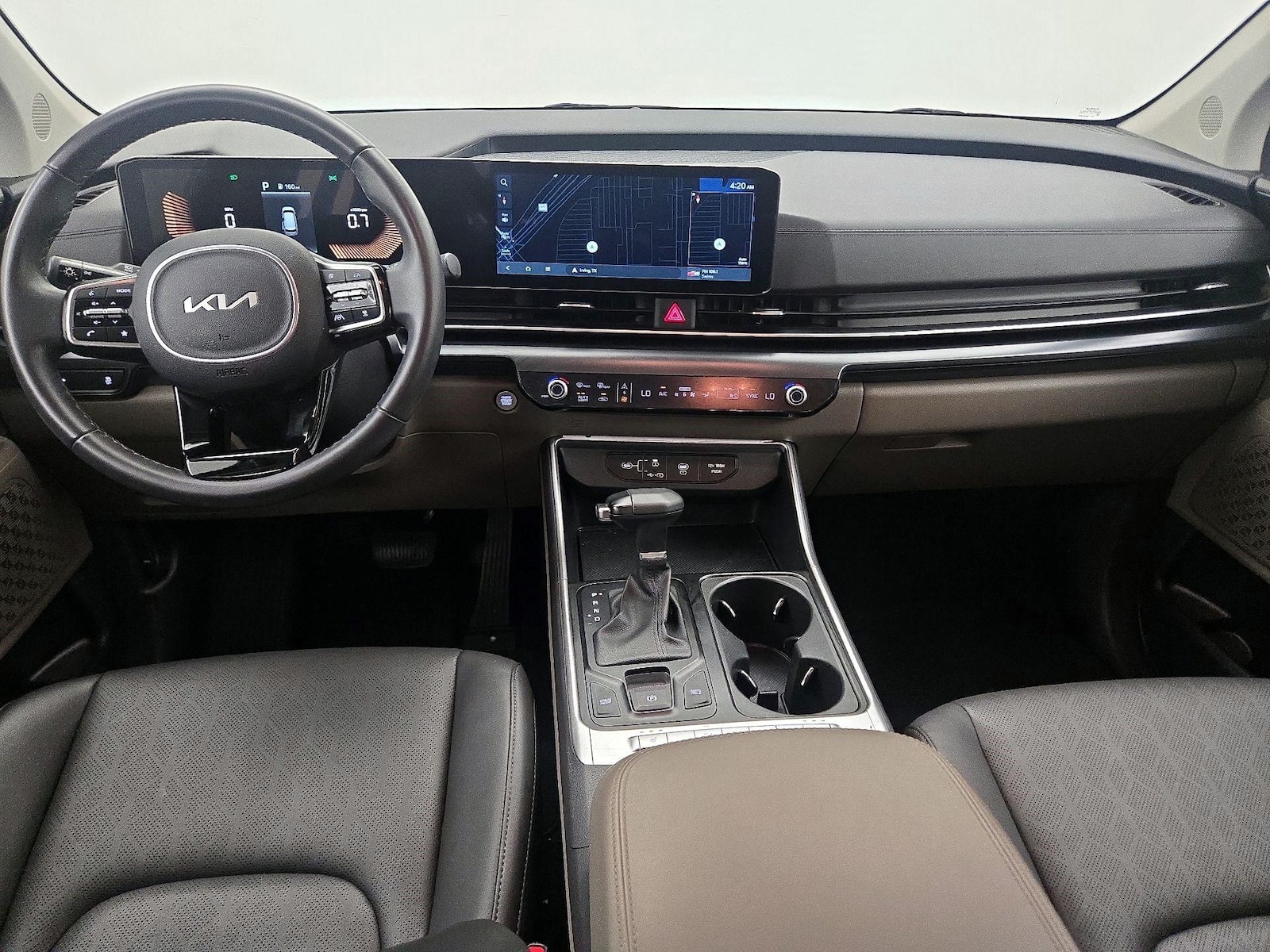 2025 Kia Carnival LXS - Photo 10