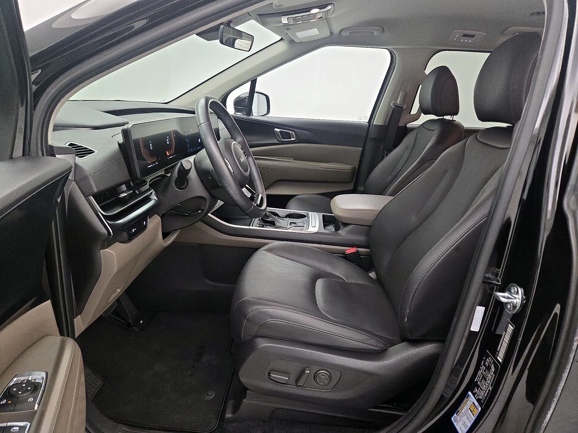 Thumbnail: 2025 Kia Carnival - 11