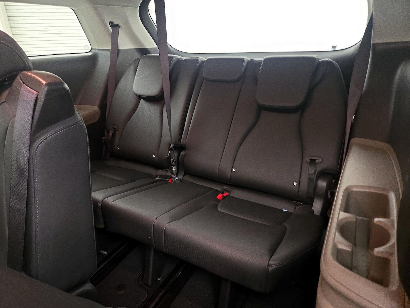 2025 Kia Carnival LXS - Photo 22