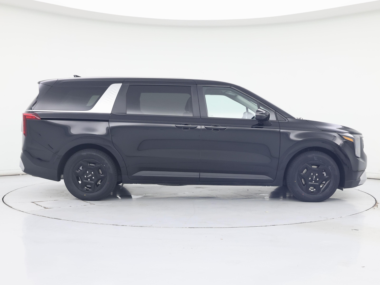 2025 Kia Carnival LXS - Photo 8