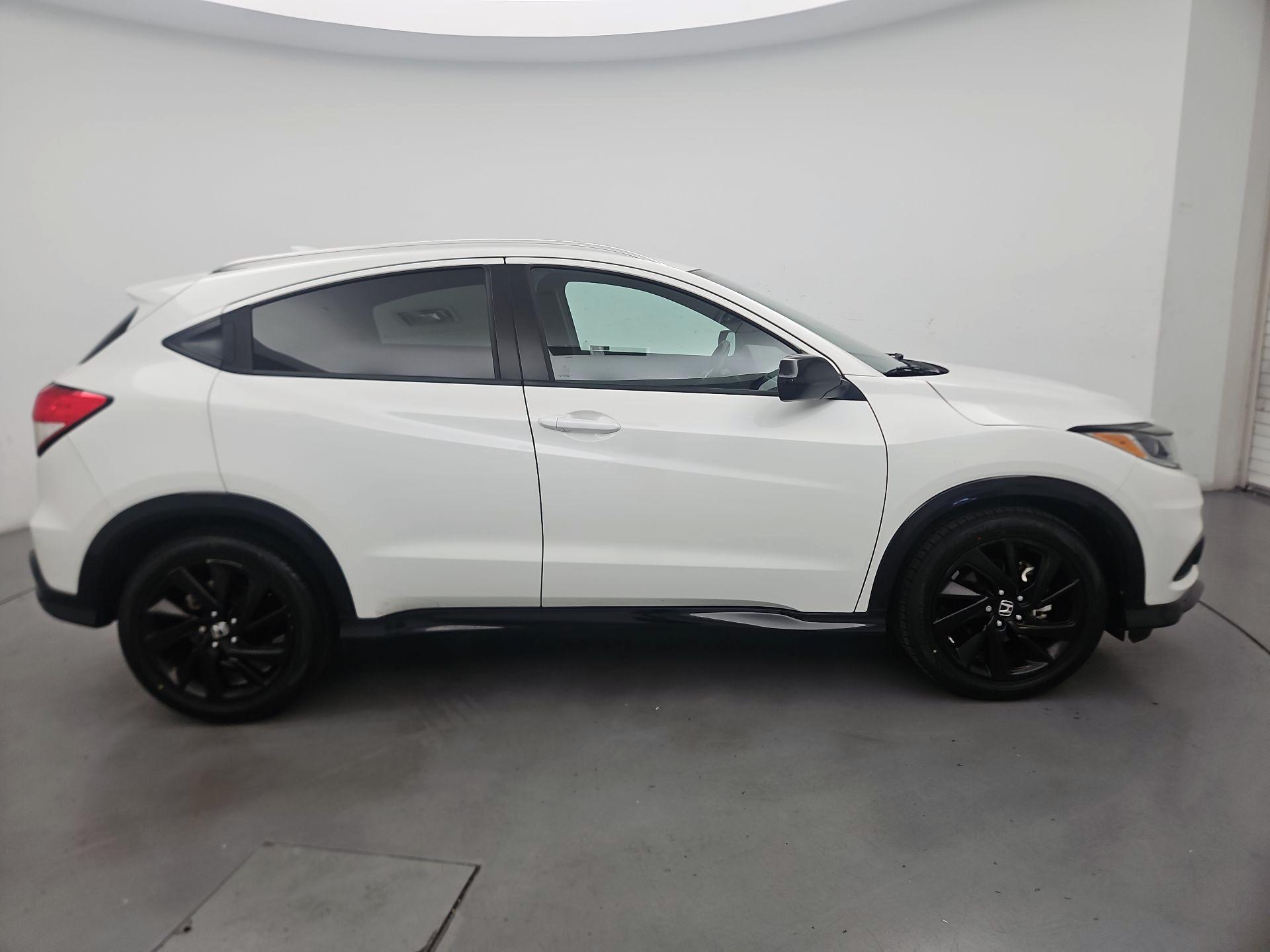 Thumbnail: 2022 Honda HR-V - 4