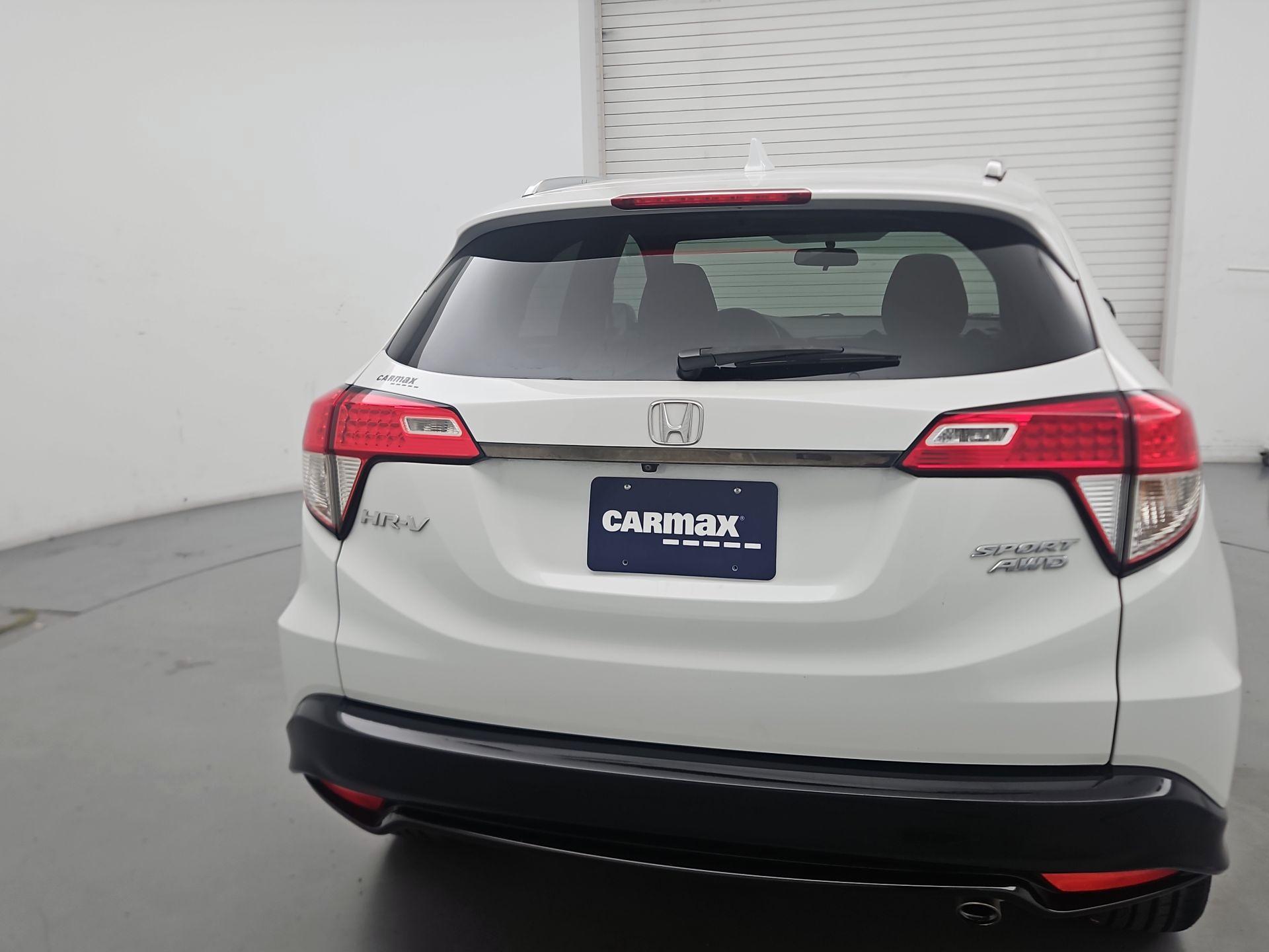 Thumbnail: 2022 Honda HR-V - 6