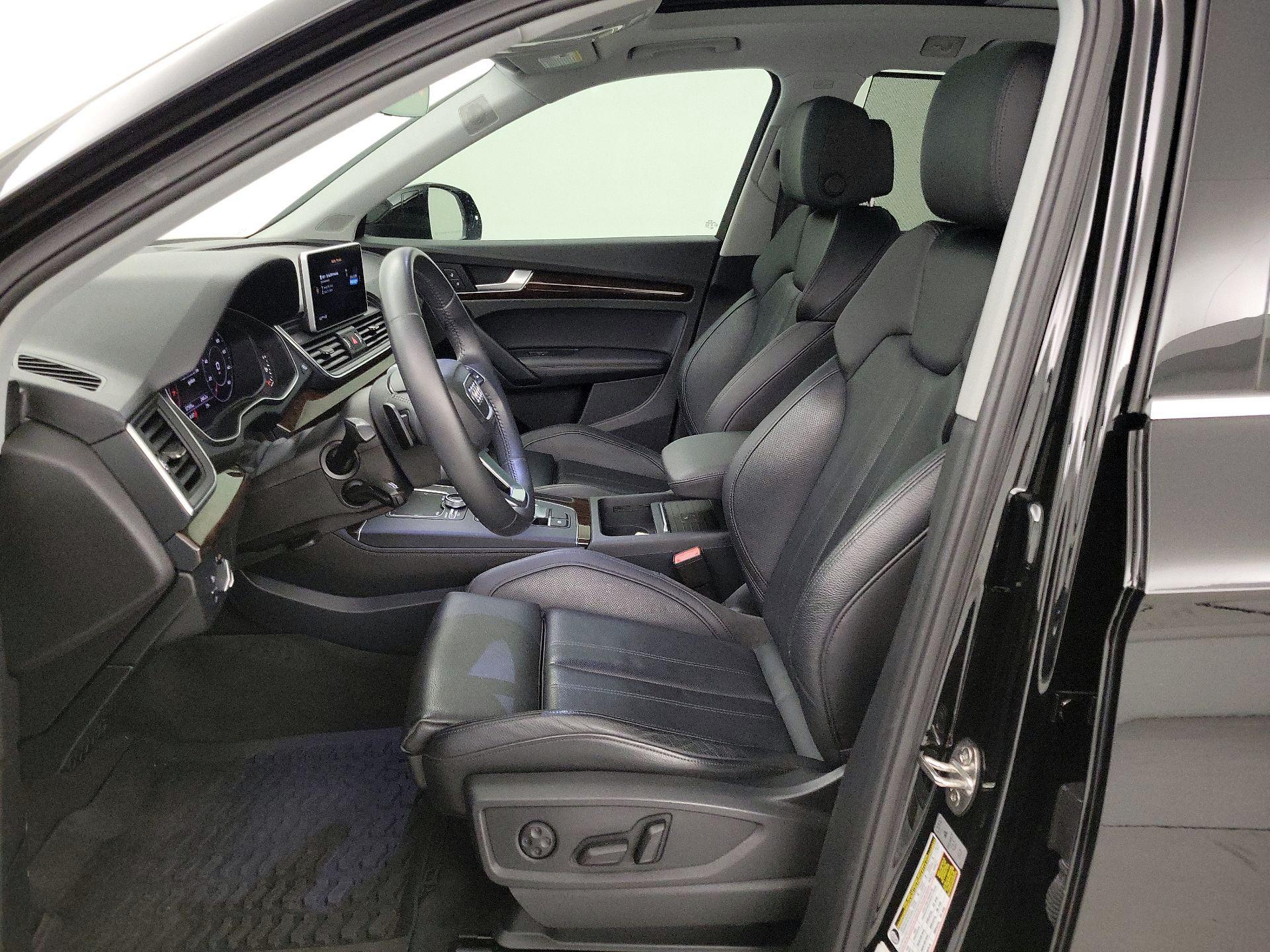 Thumbnail: 2019 Audi Q5 - 11
