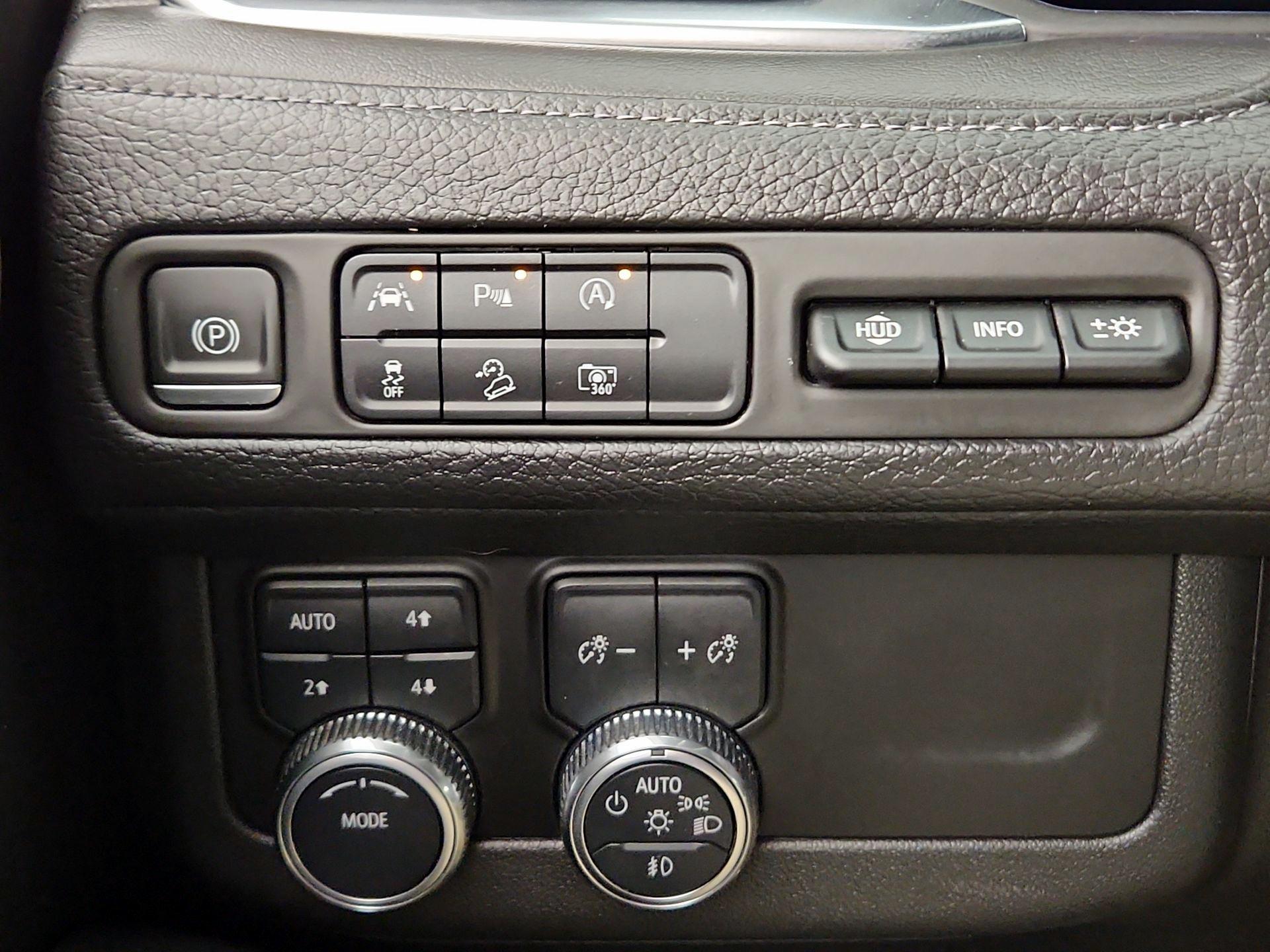 Thumbnail: 2023 GMC Yukon - 13