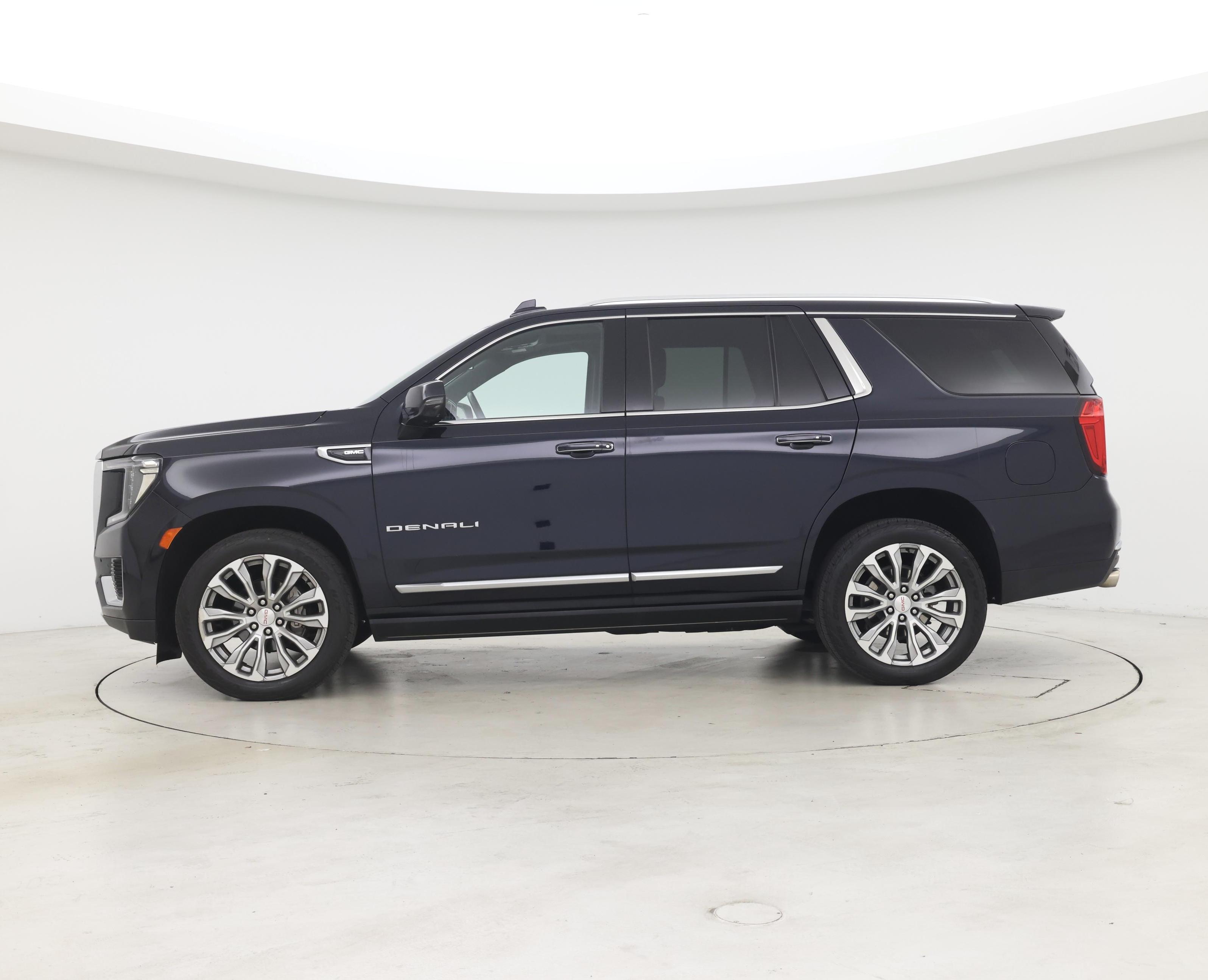 Thumbnail: 2023 GMC Yukon - 3