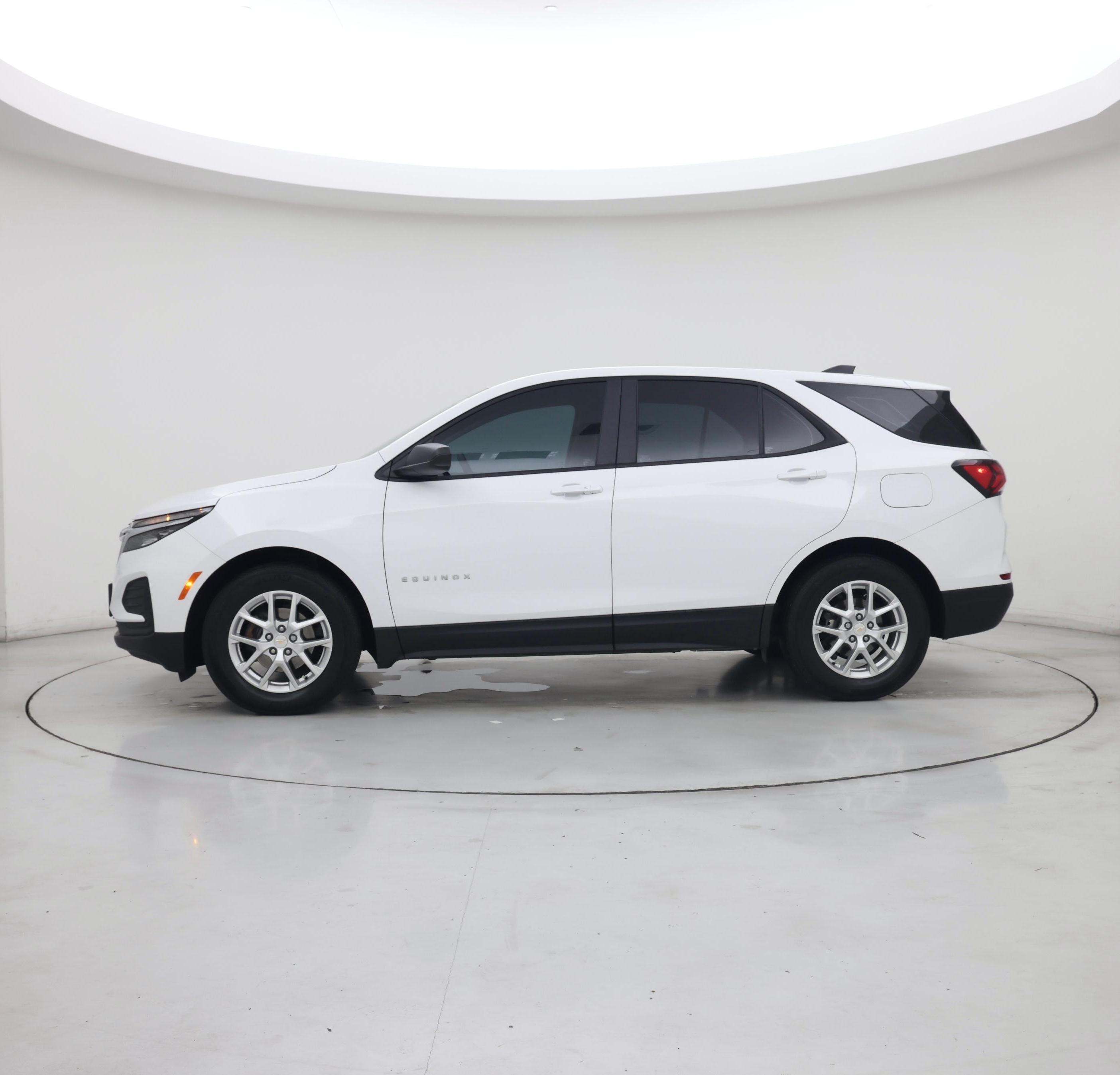 Thumbnail: 2024 Chevrolet Equinox - 3