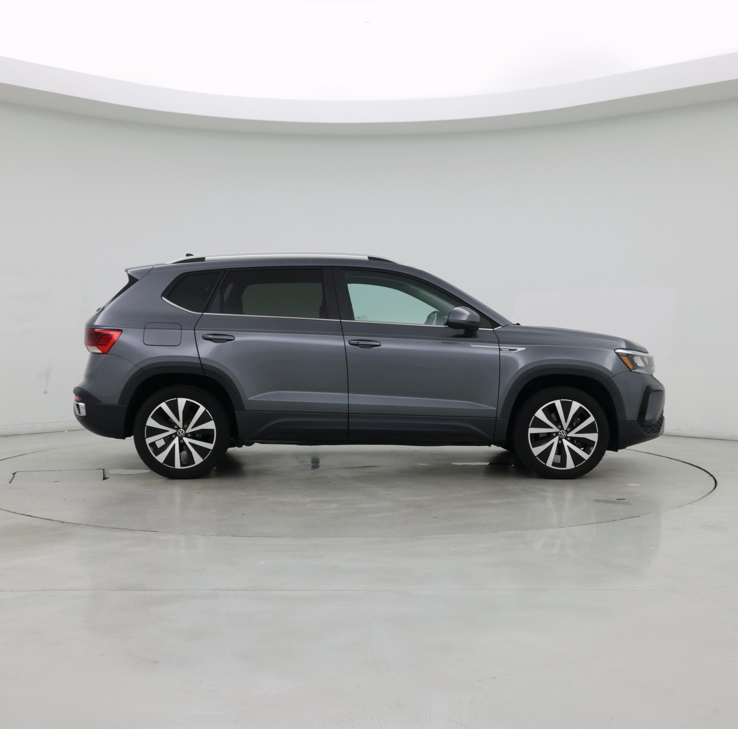 Thumbnail: 2023 Volkswagen Taos - 7
