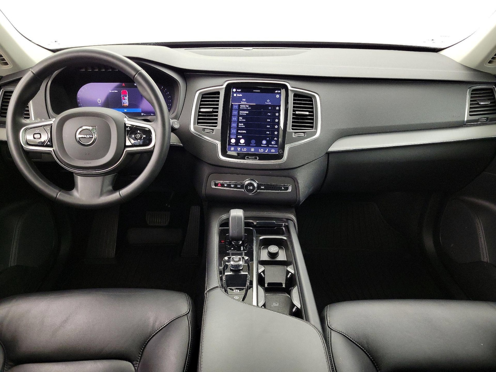 2023 Volvo XC90 Core - Photo 10