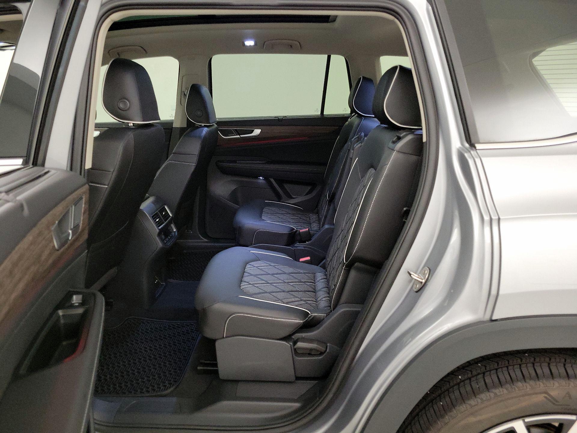 Thumbnail: 2026 Volkswagen Atlas - 20