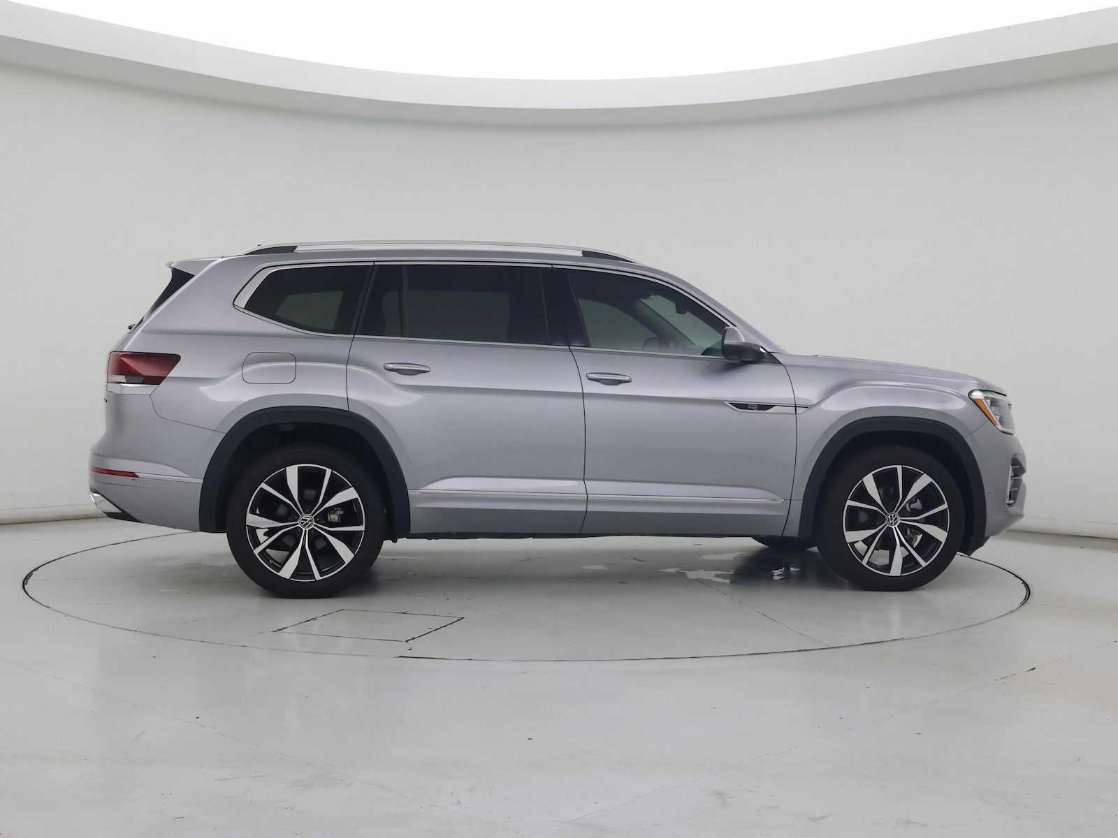 2026 Volkswagen Atlas SEL Premium R-Line - Photo 8
