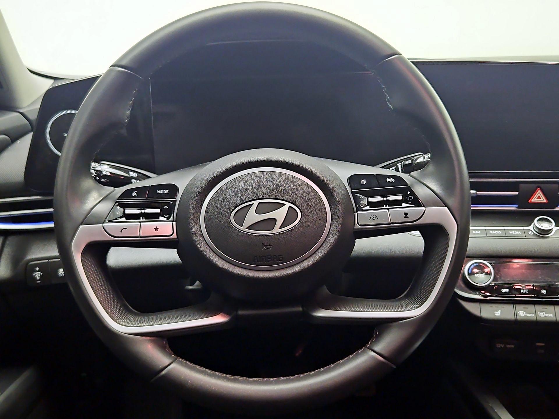 Thumbnail: 2025 Hyundai Elantra - 10