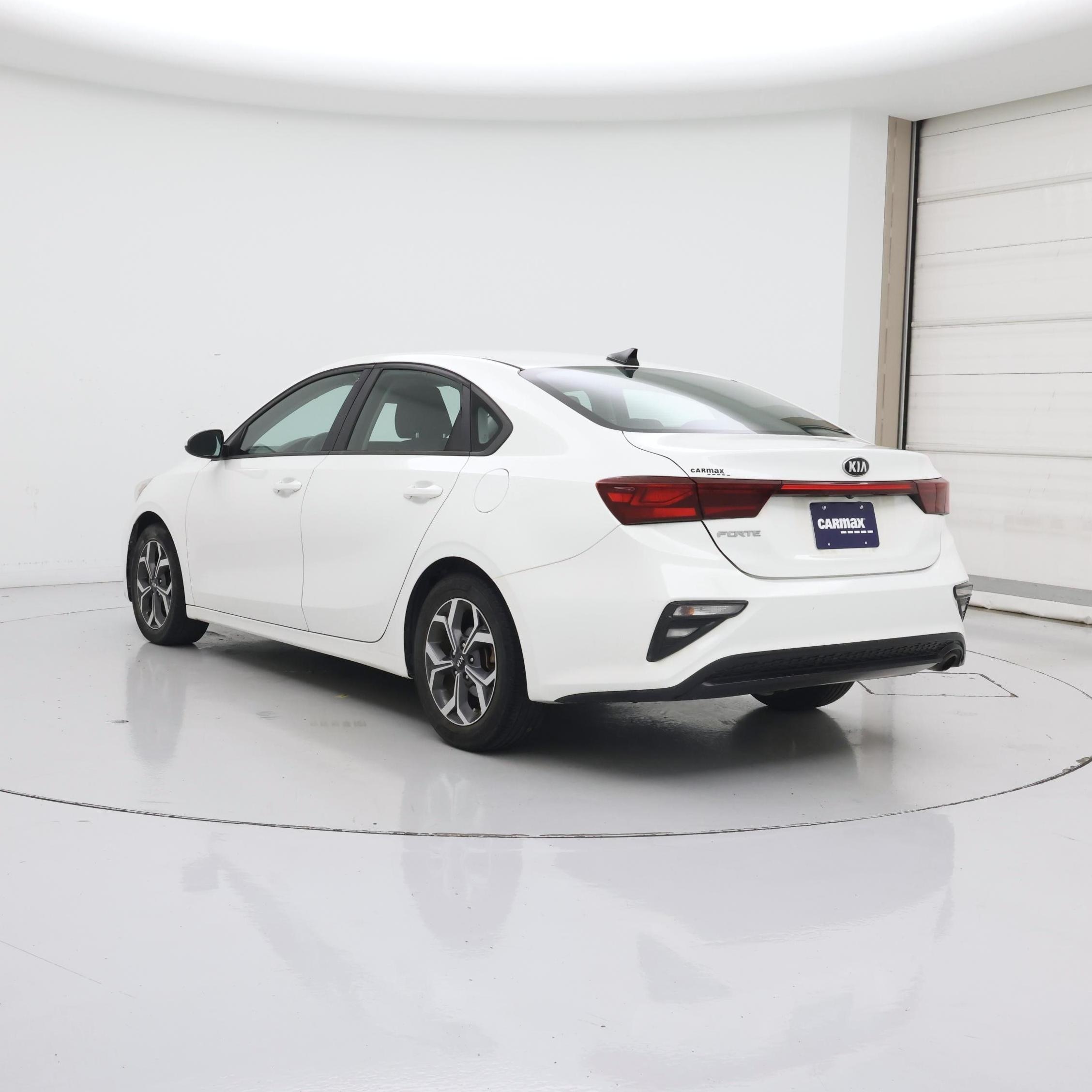 Thumbnail: 2019 Kia Forte - 2