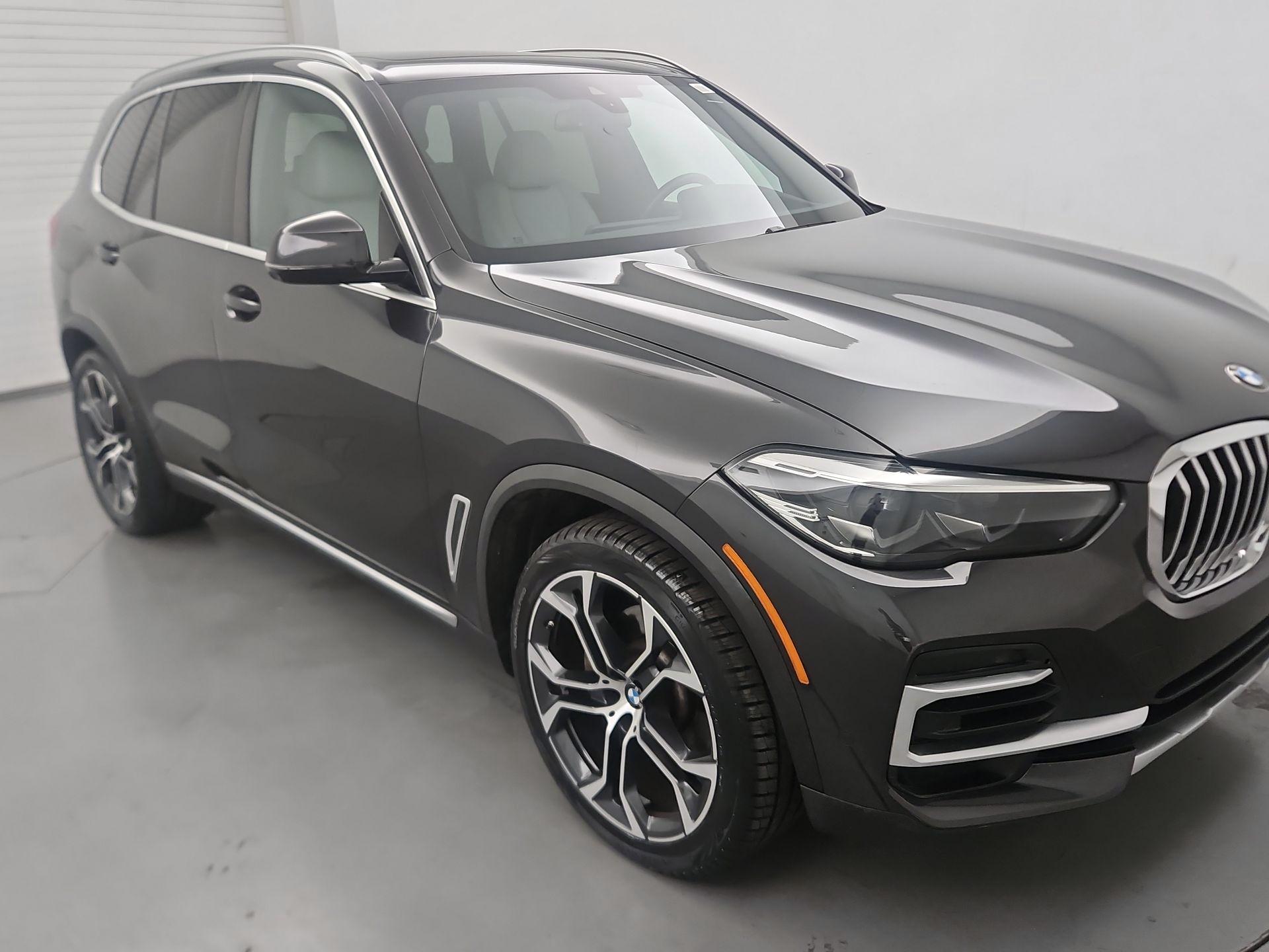 Thumbnail: 2023 BMW X5 - 1