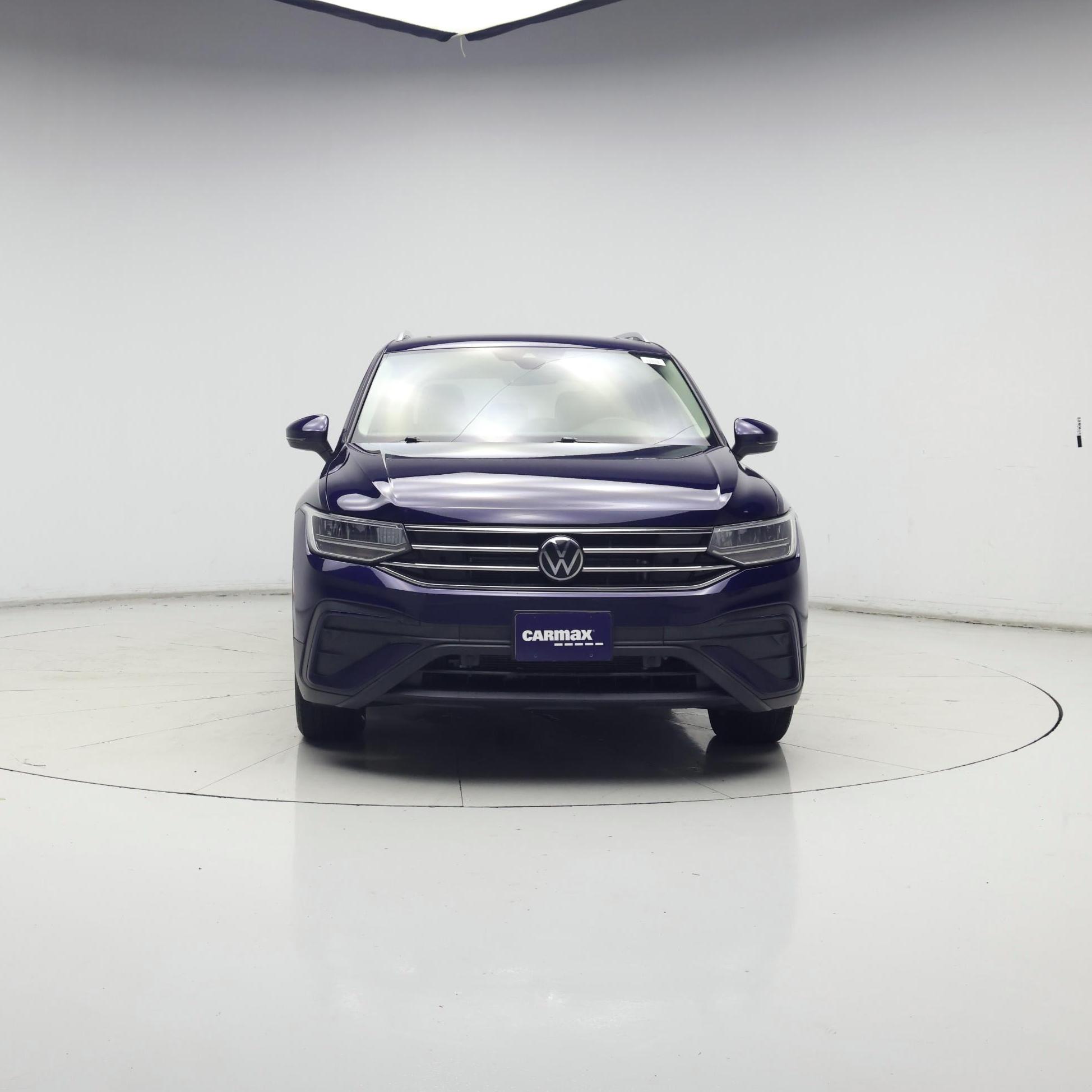 Thumbnail: 2023 Volkswagen Tiguan - 5