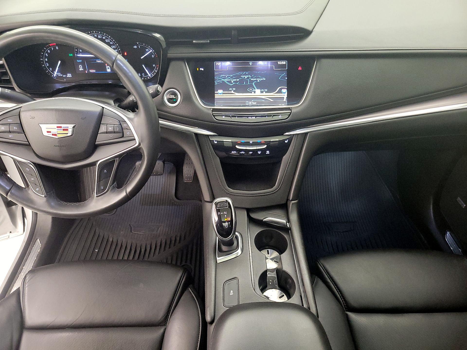 Thumbnail: 2018 Cadillac XT5 - 9