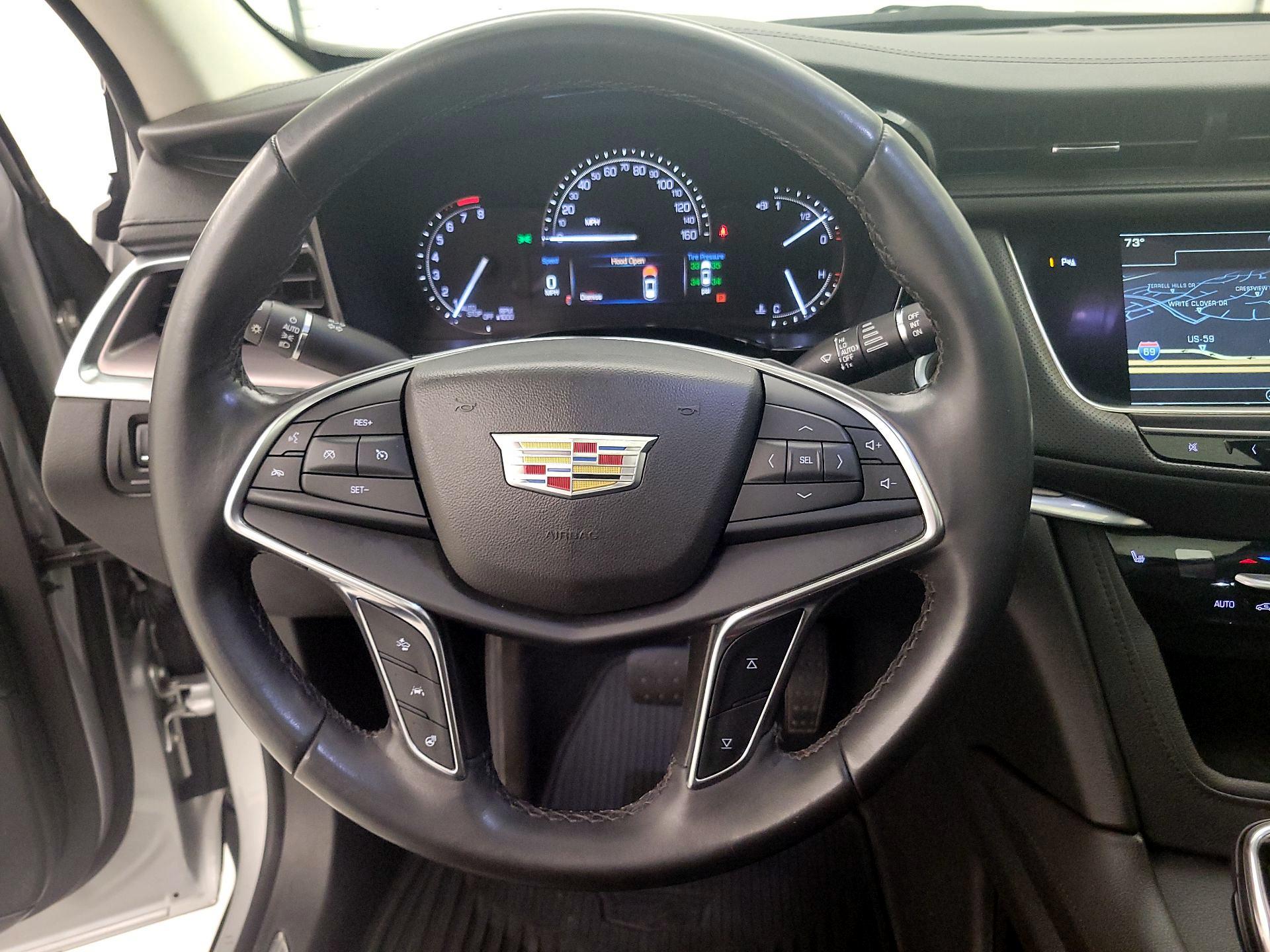 Thumbnail: 2018 Cadillac XT5 - 10