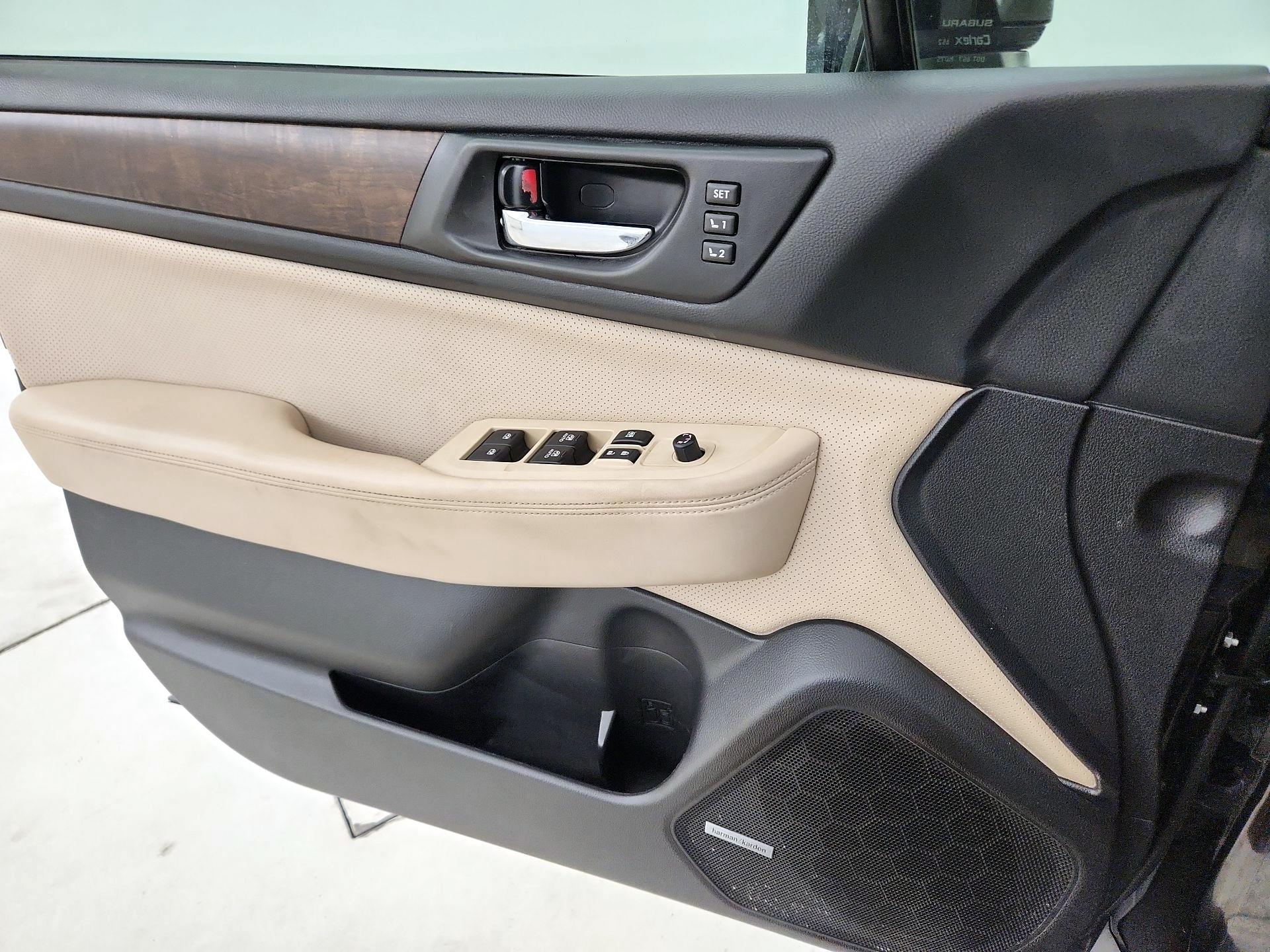 Thumbnail: 2015 Subaru Outback - 12