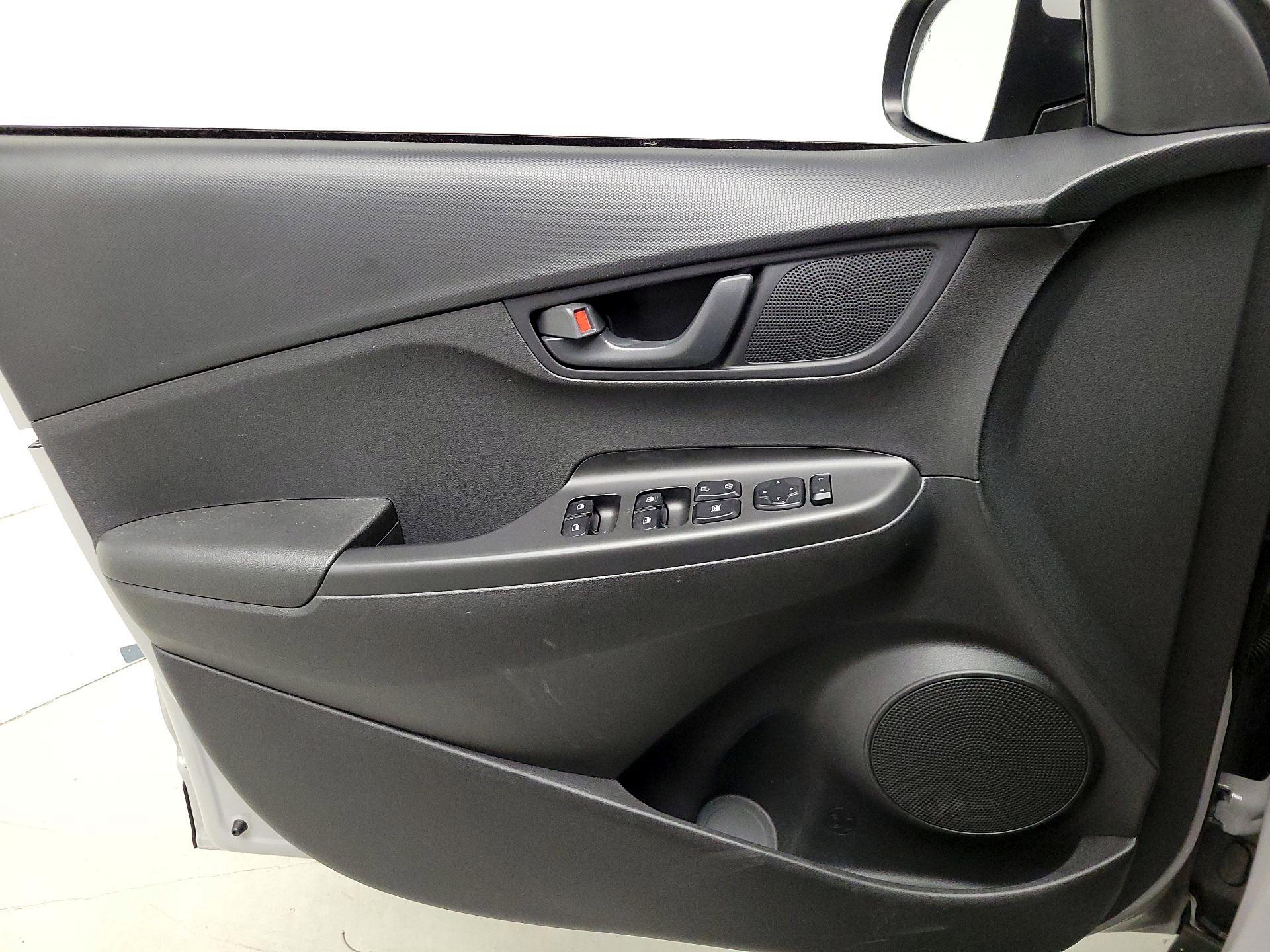 Thumbnail: 2023 Hyundai Kona - 12