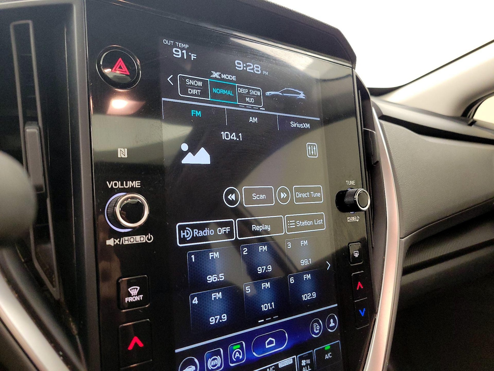 2025 Subaru Crosstrek Premium - Photo 16