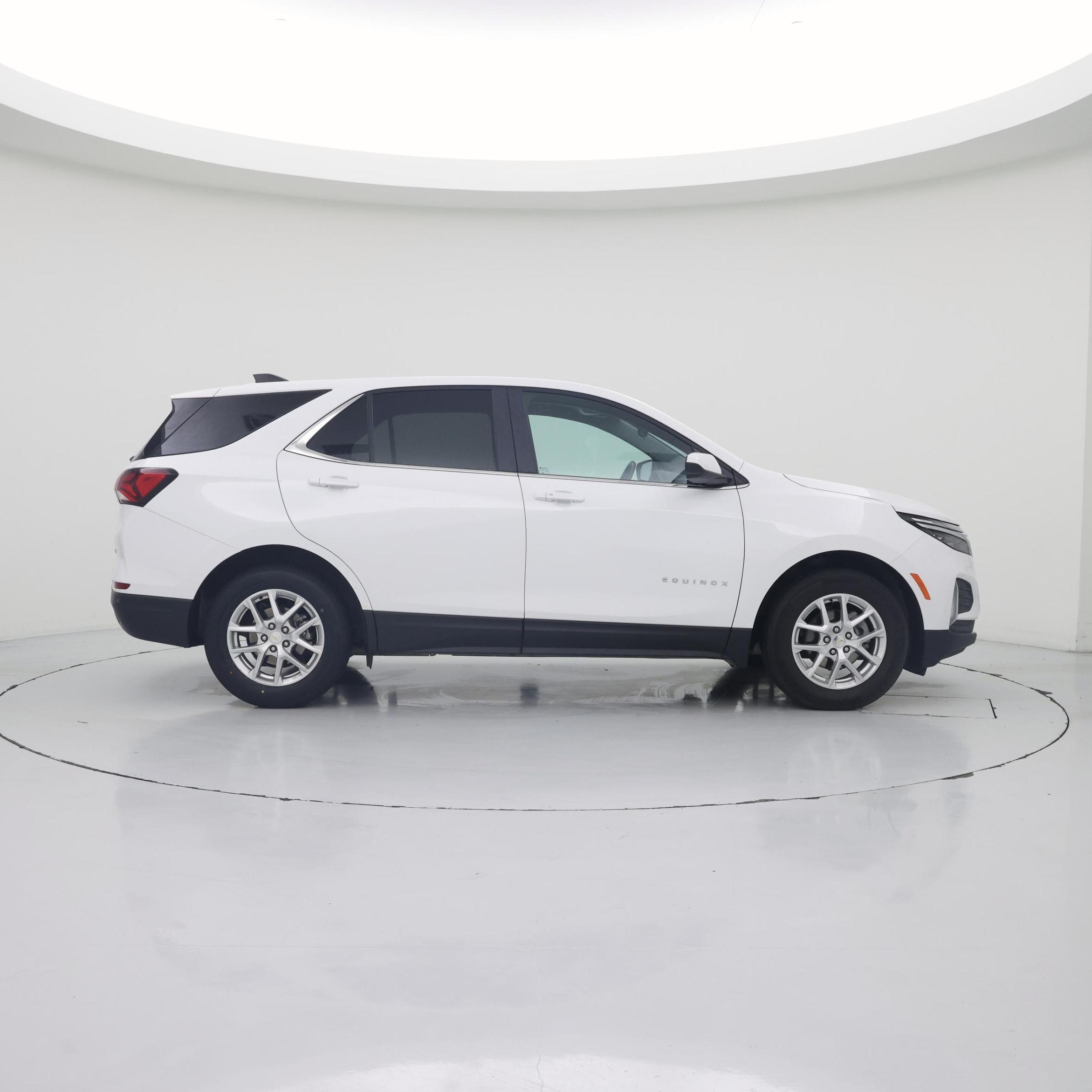 Thumbnail: 2024 Chevrolet Equinox - 7