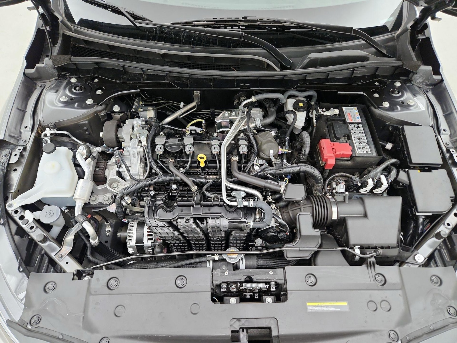 2025 Nissan Altima SR - Photo 22