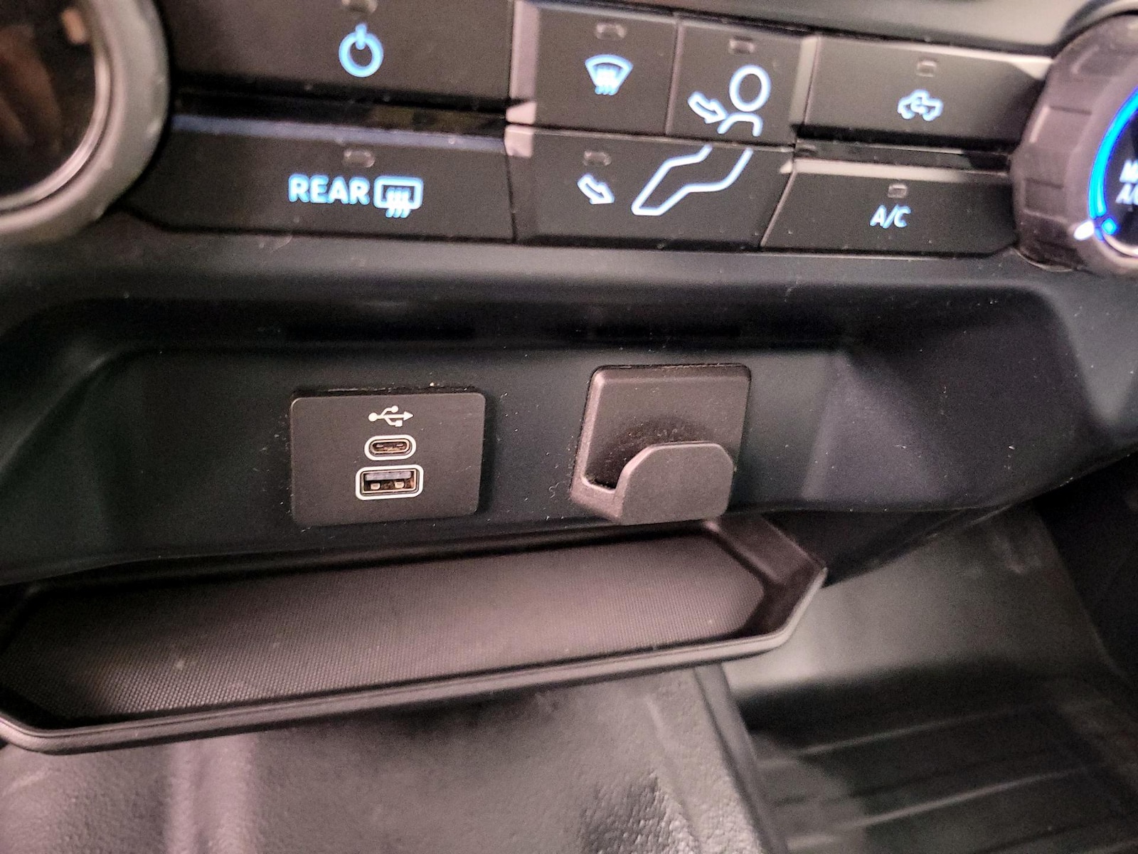 2025 Ford F-150 XL - Photo 19