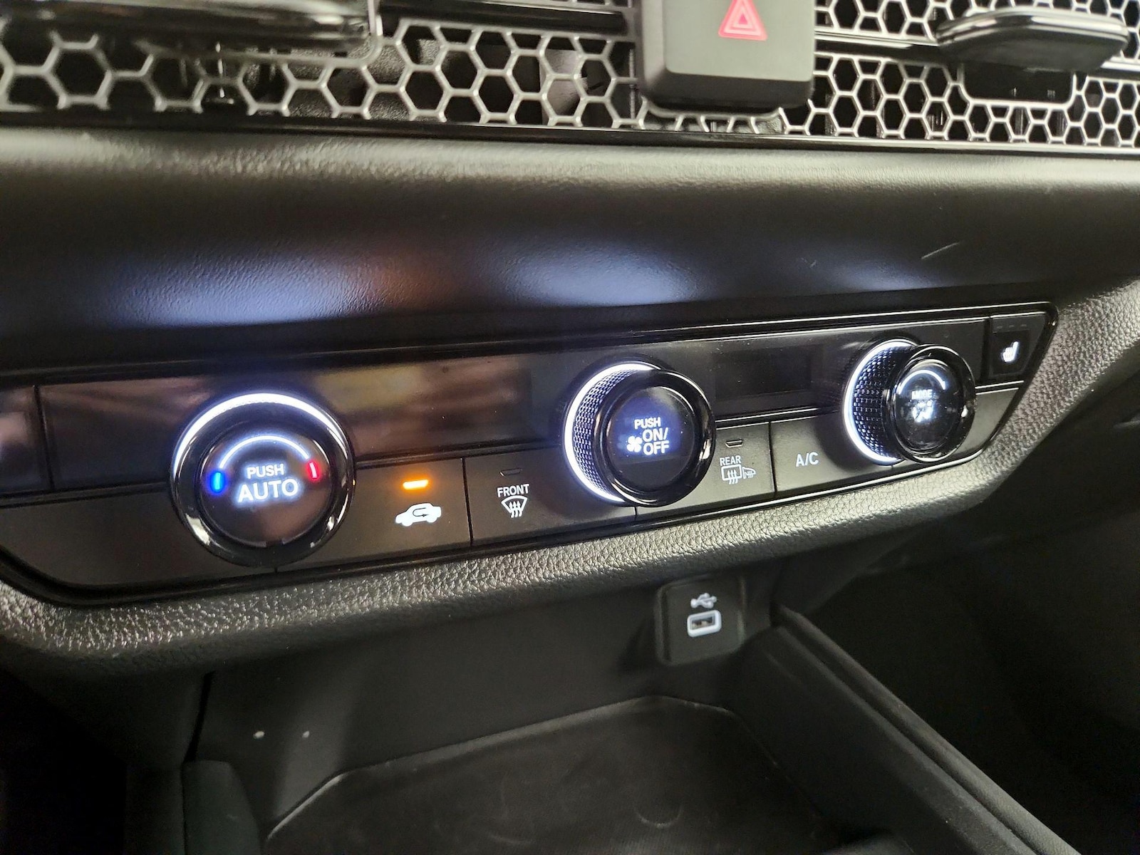 2024 Honda HR-V Sport - Photo 17