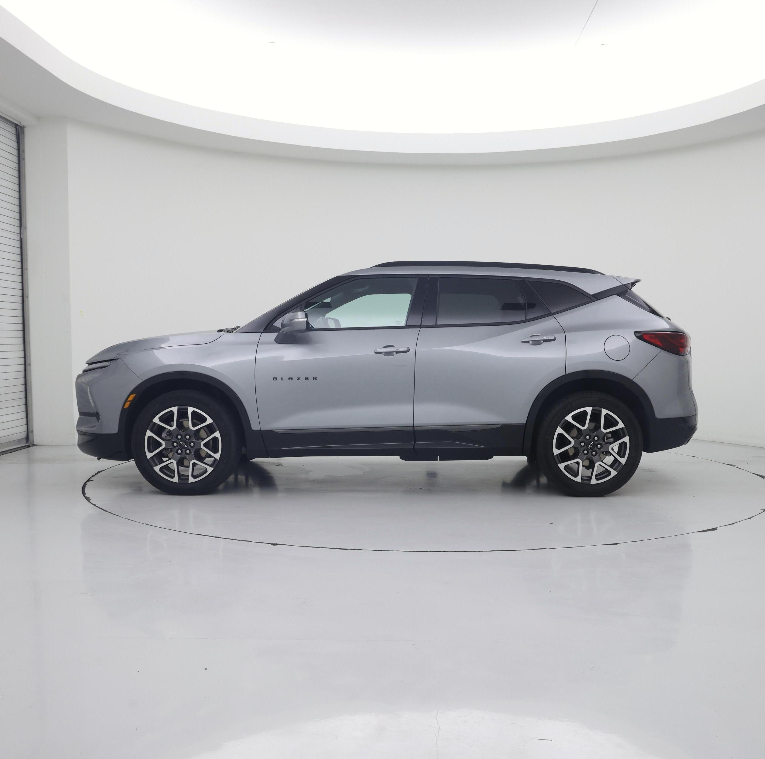 Thumbnail: 2025 Chevrolet Blazer - 3