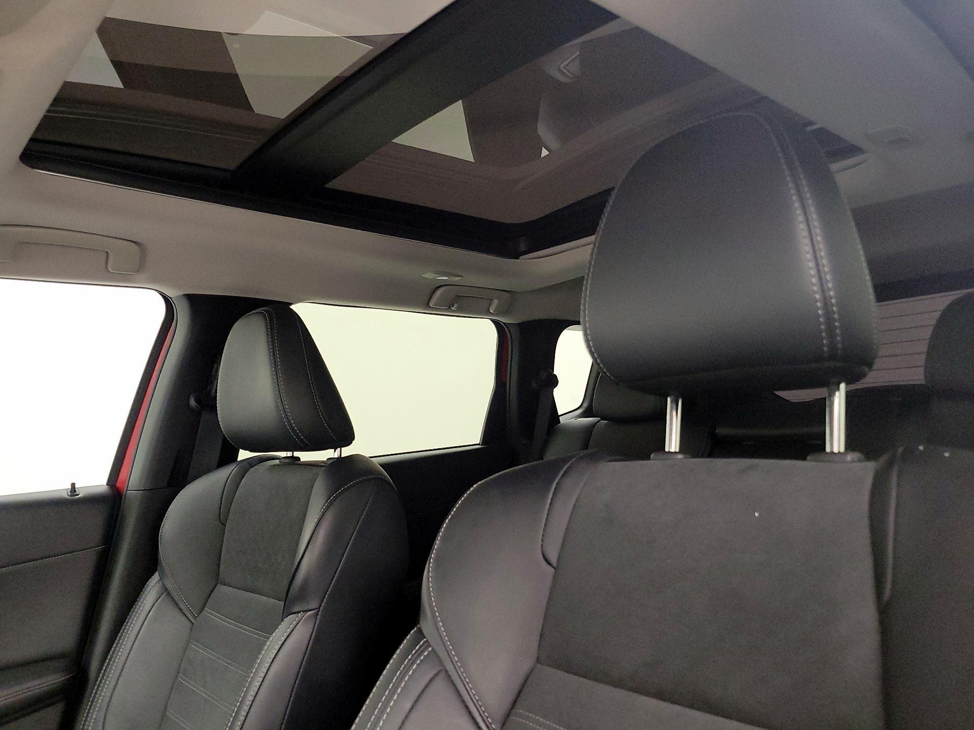 Thumbnail: 2024 Mitsubishi Outlander - 19