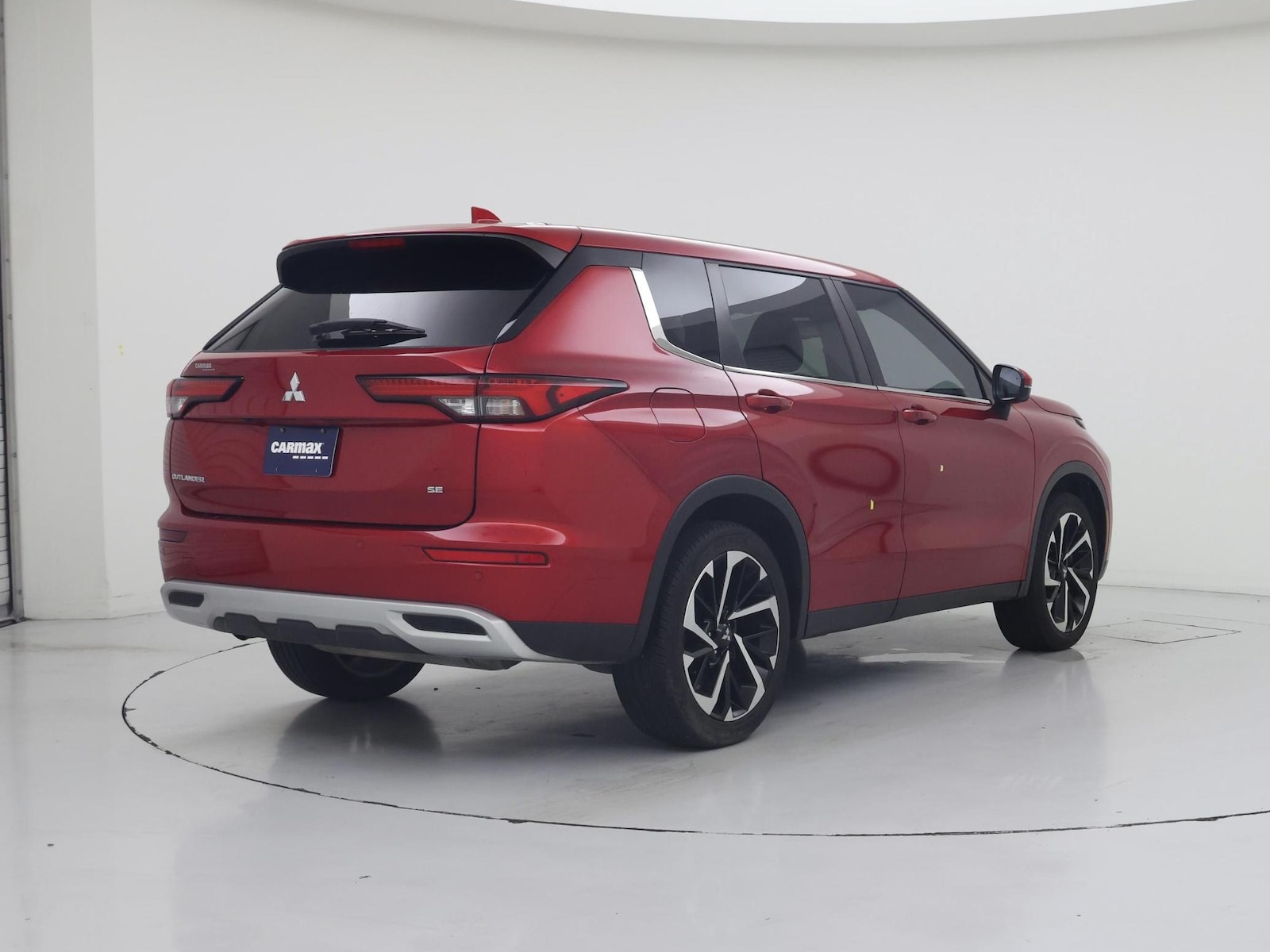 2024 Mitsubishi Outlander SE - Photo 9