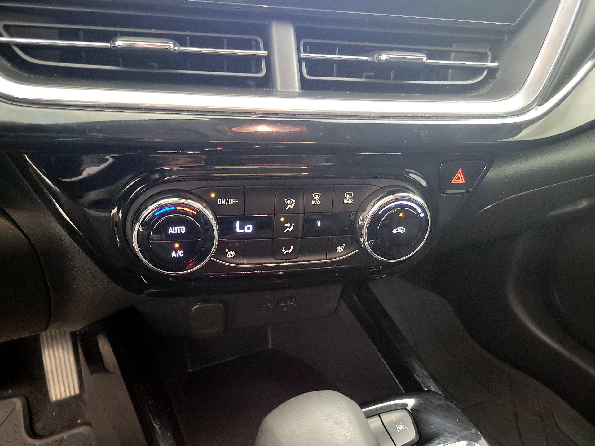 Thumbnail: 2024 Chevrolet Trax - 16