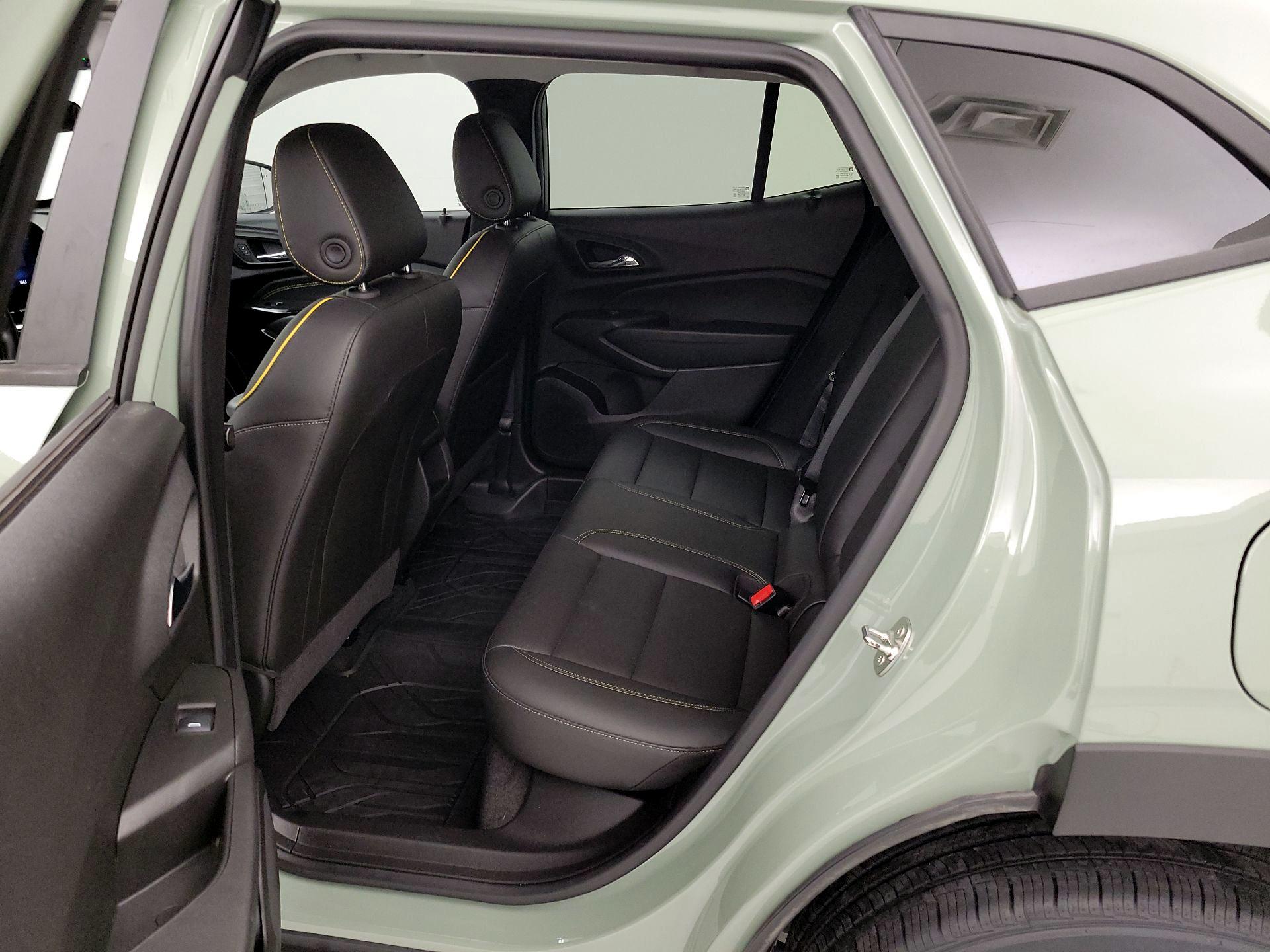 Thumbnail: 2024 Chevrolet Trax - 19