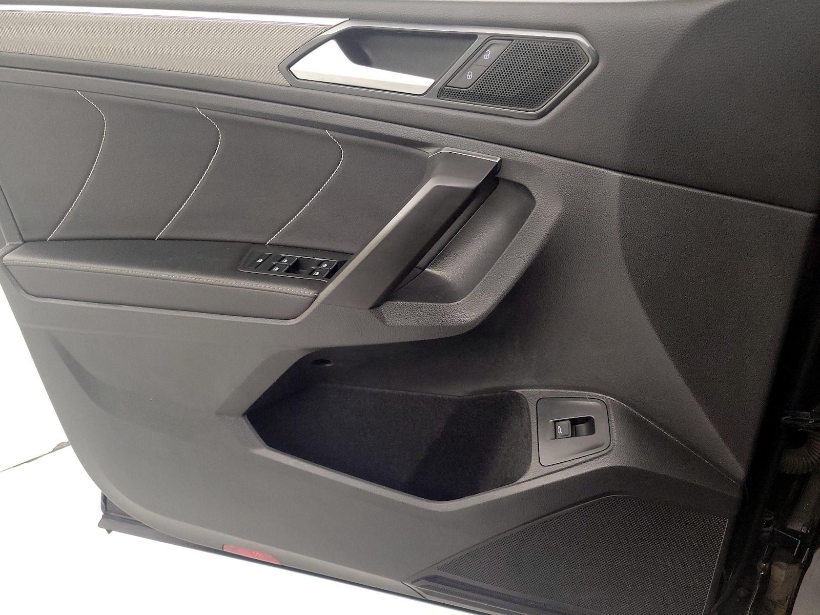 2022 Volkswagen Tiguan SE R-LINE BLACK - Photo 13