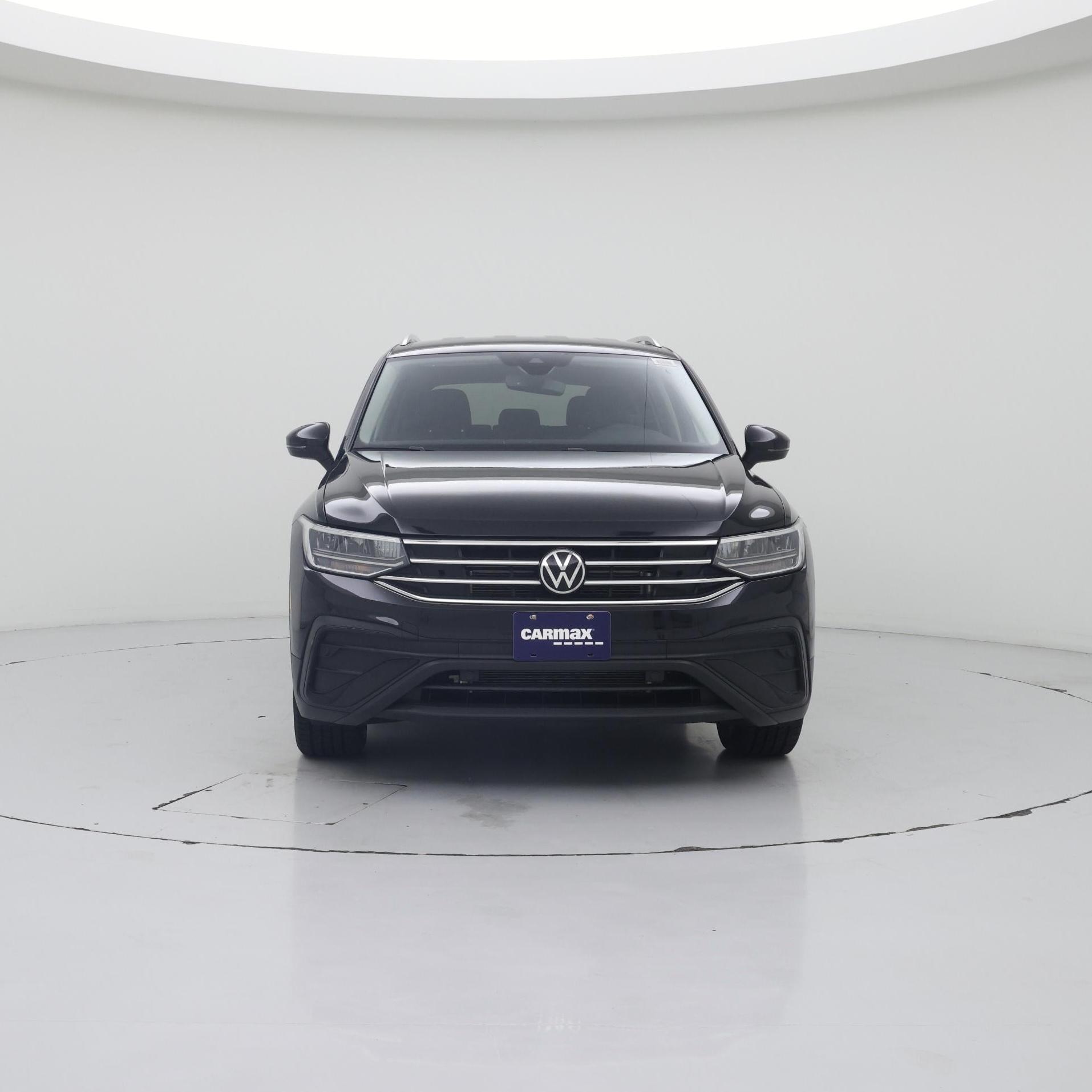 Thumbnail: 2023 Volkswagen Tiguan - 5