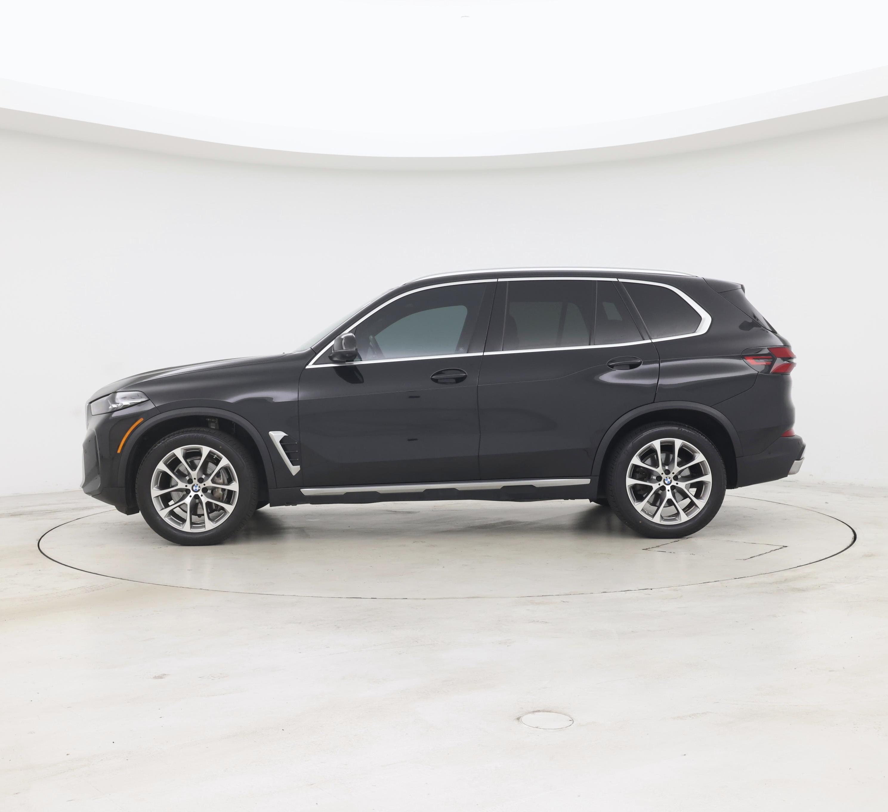 Thumbnail: 2024 BMW X5 - 3