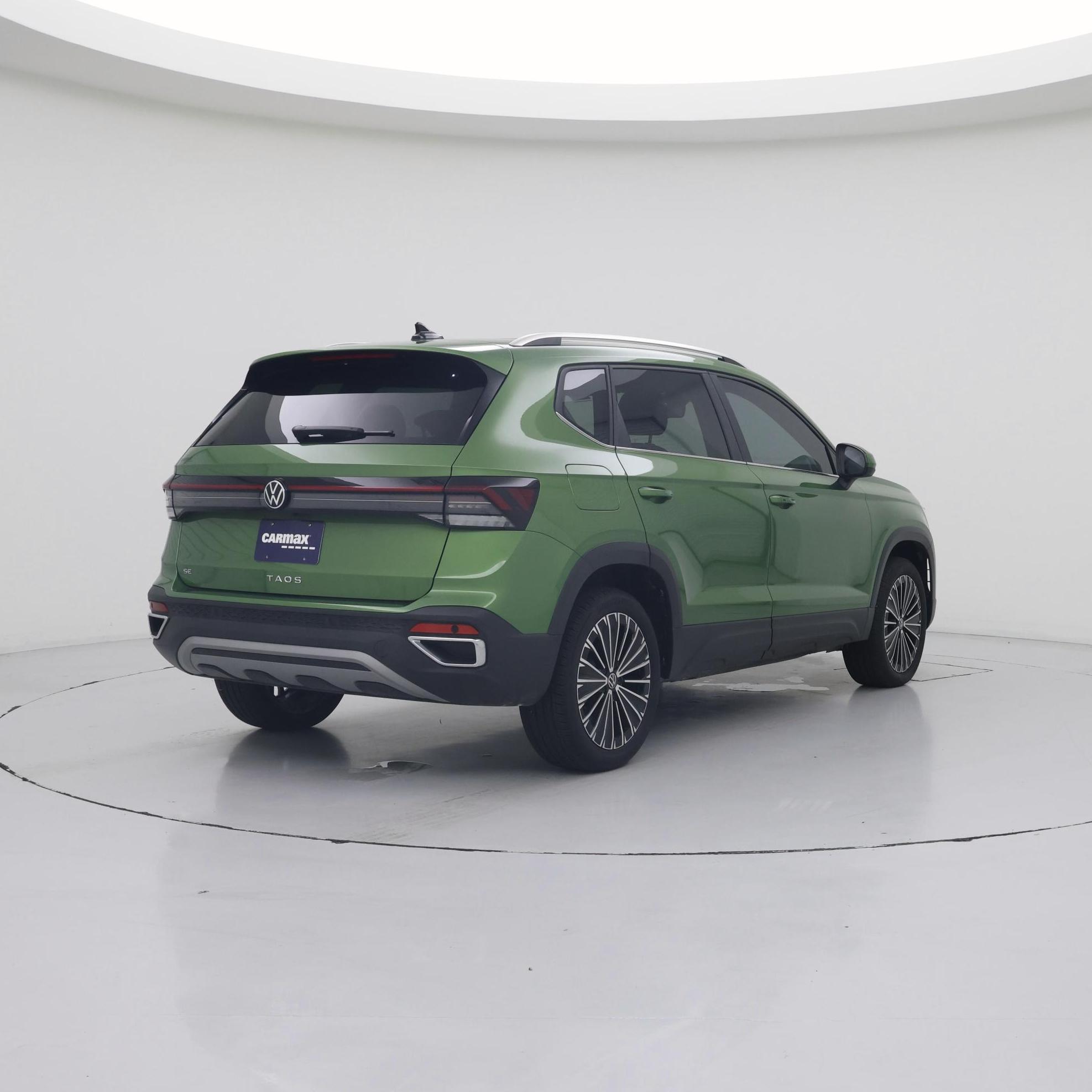 Thumbnail: 2026 Volkswagen Taos - 8